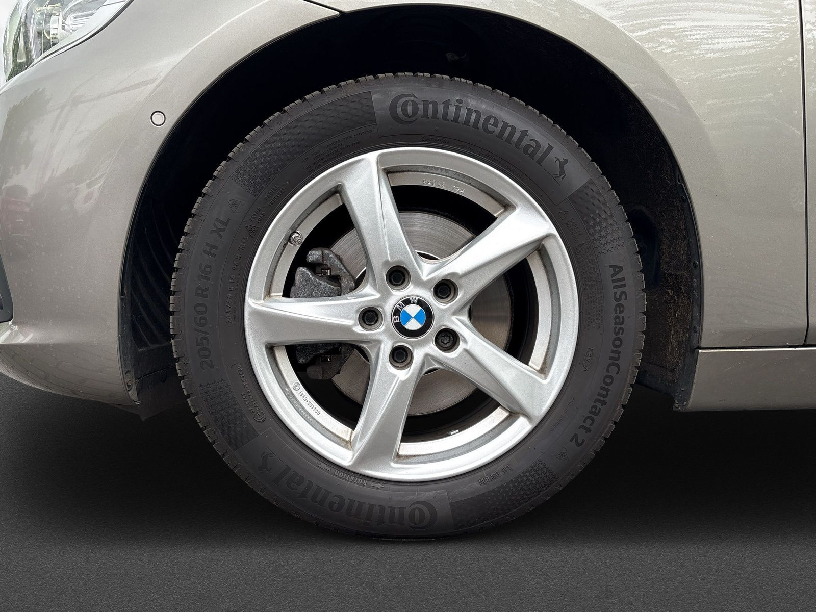 218i Active Tourer Advantage+PDC+NAVI+ALLWETTER+