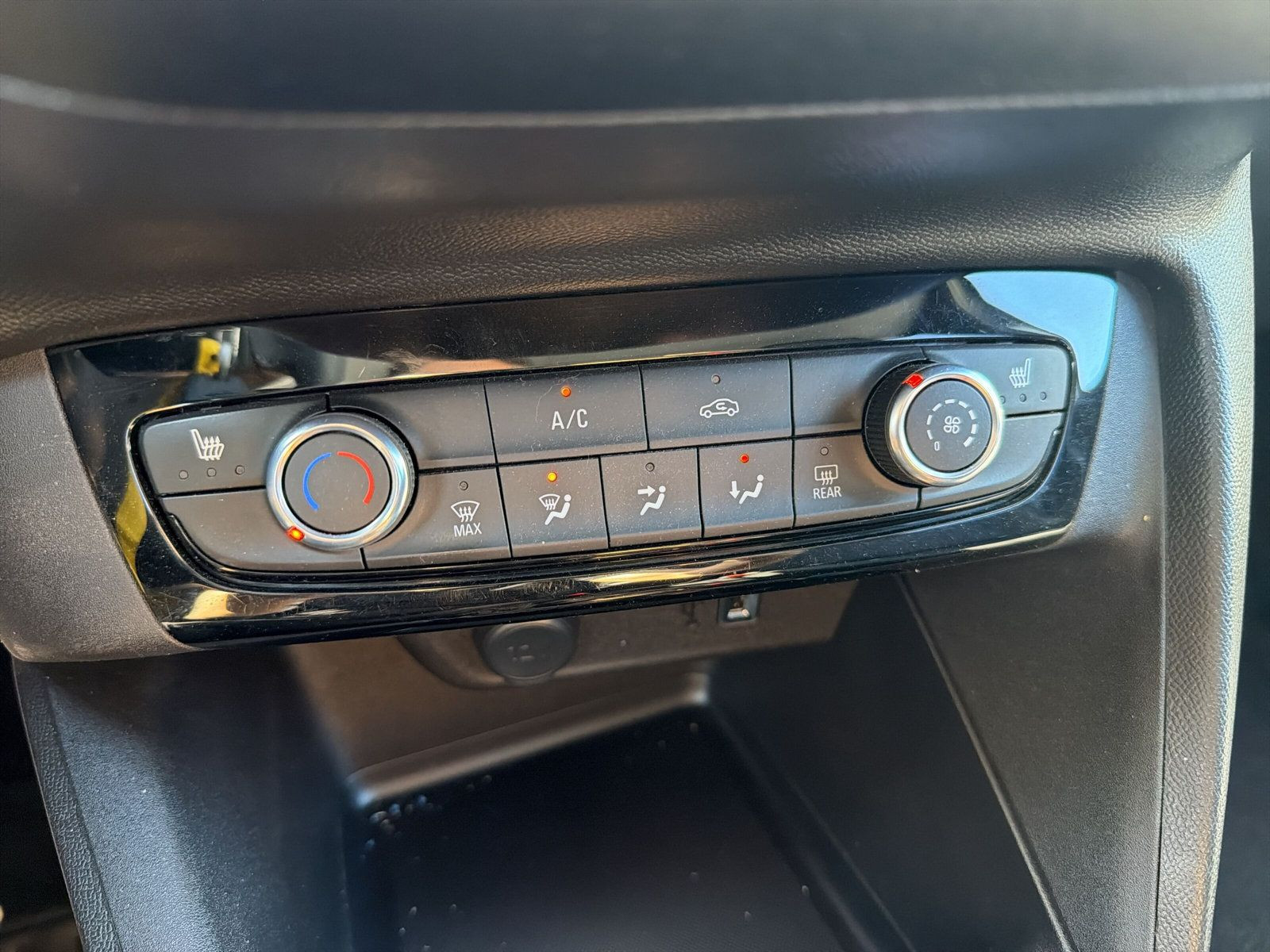 Corsa ELEGANCE 1.2  Direct Injection Turbo 100PS