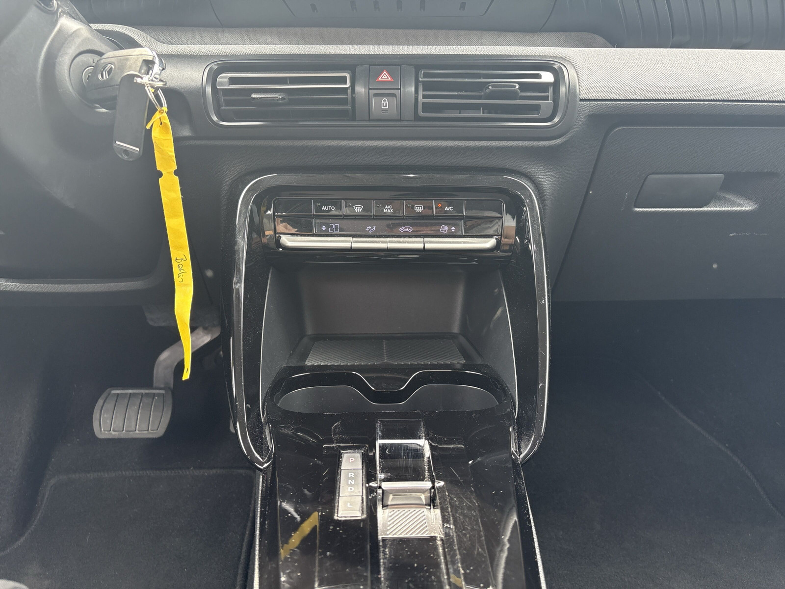 C3 Aircross Plus Hybrid 145 E-DSC6+KAMERA+KLIMA+