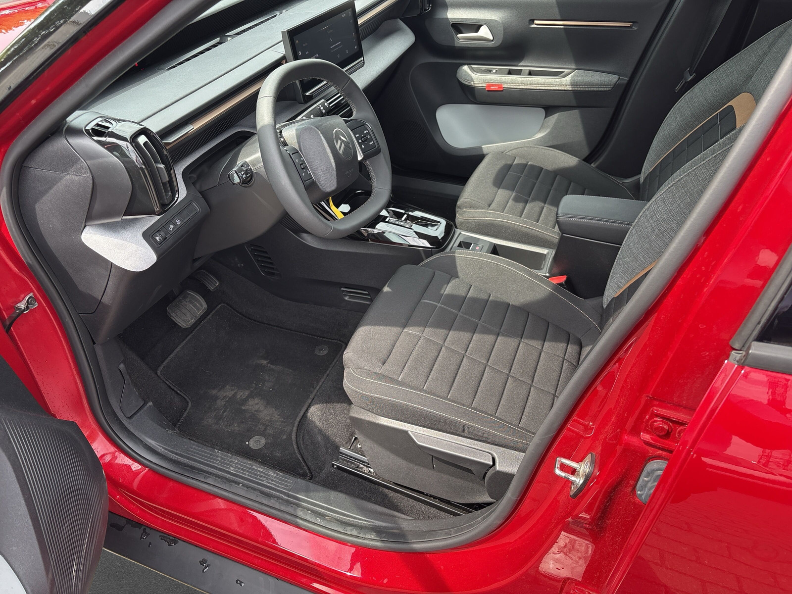 C3 Aircross Plus Hybrid 145 E-DSC6+KAMERA+KLIMA+