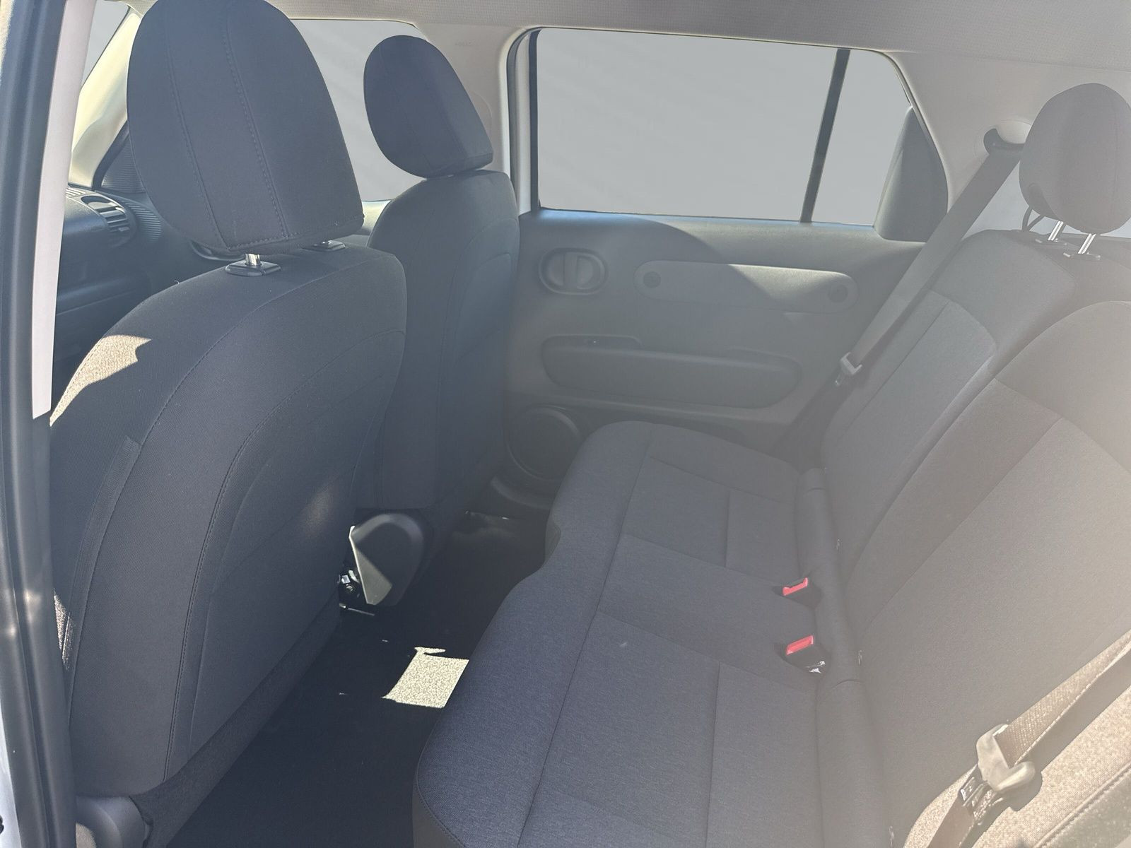 INSTER EV MY26 42kWh 97PS SELECT+Effizienz-Paket