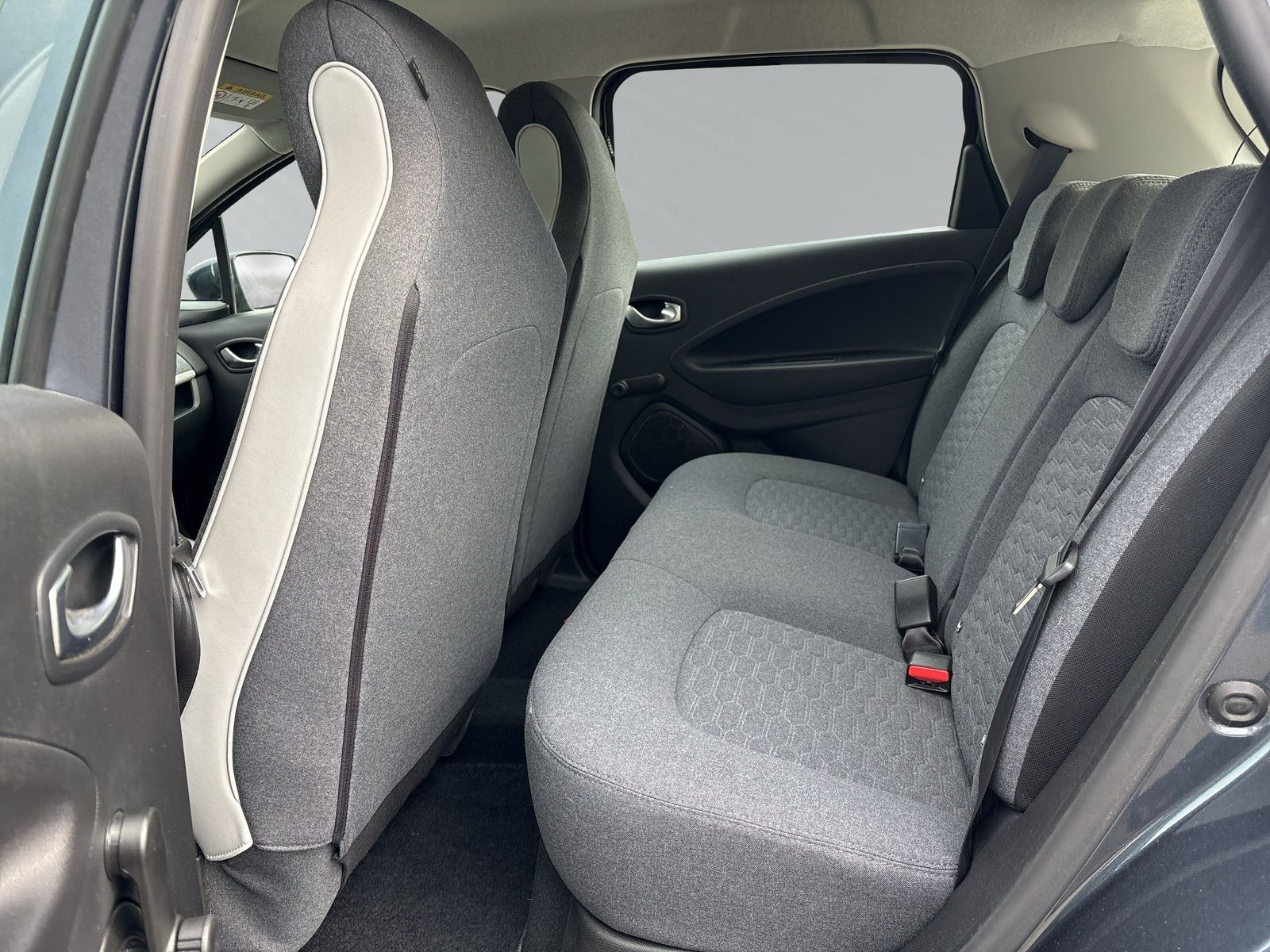 Zoe R110 Experience+KAMERA+PDC+KLIMA+BORDCOMPUT+