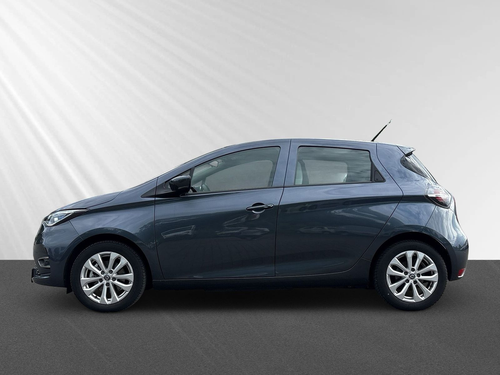 Zoe R110 Experience+KAMERA+PDC+KLIMA+BORDCOMPUT+