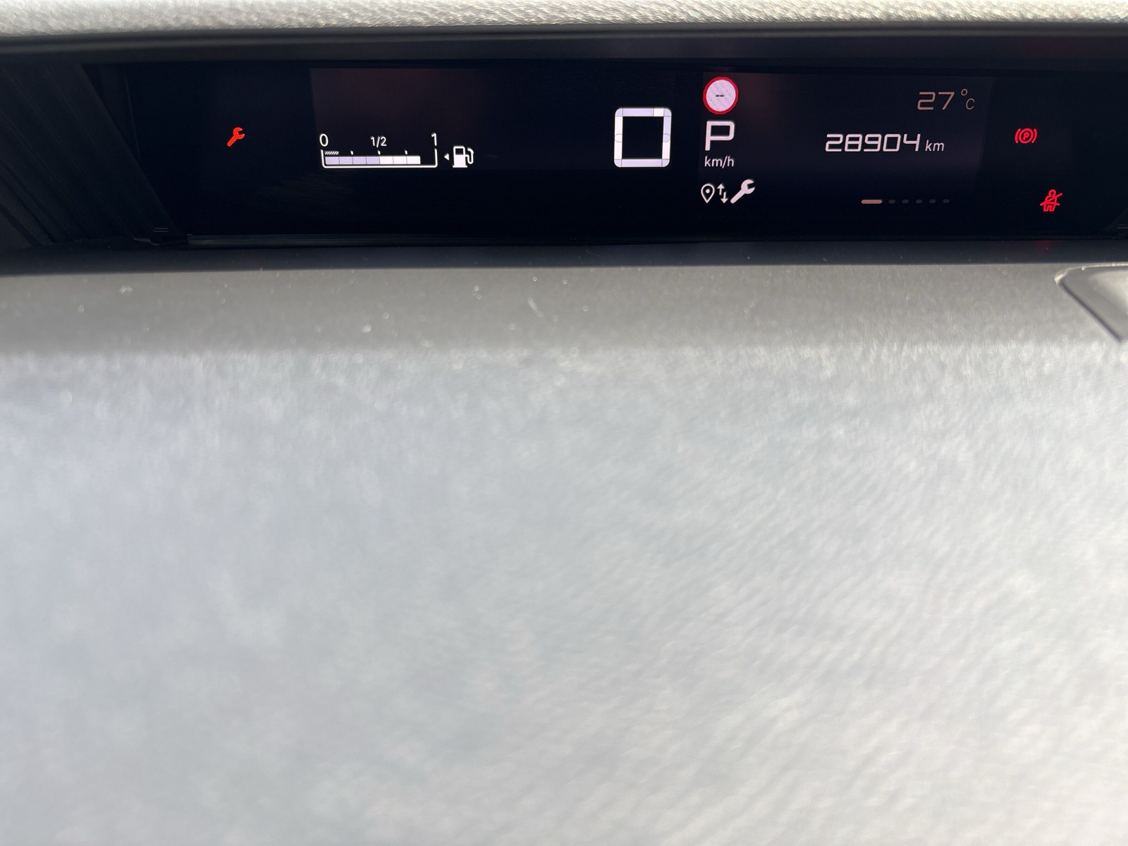 C3 Aircross Max Hybrid 145 E-DSC6+SH+LH+NAVI+KAM