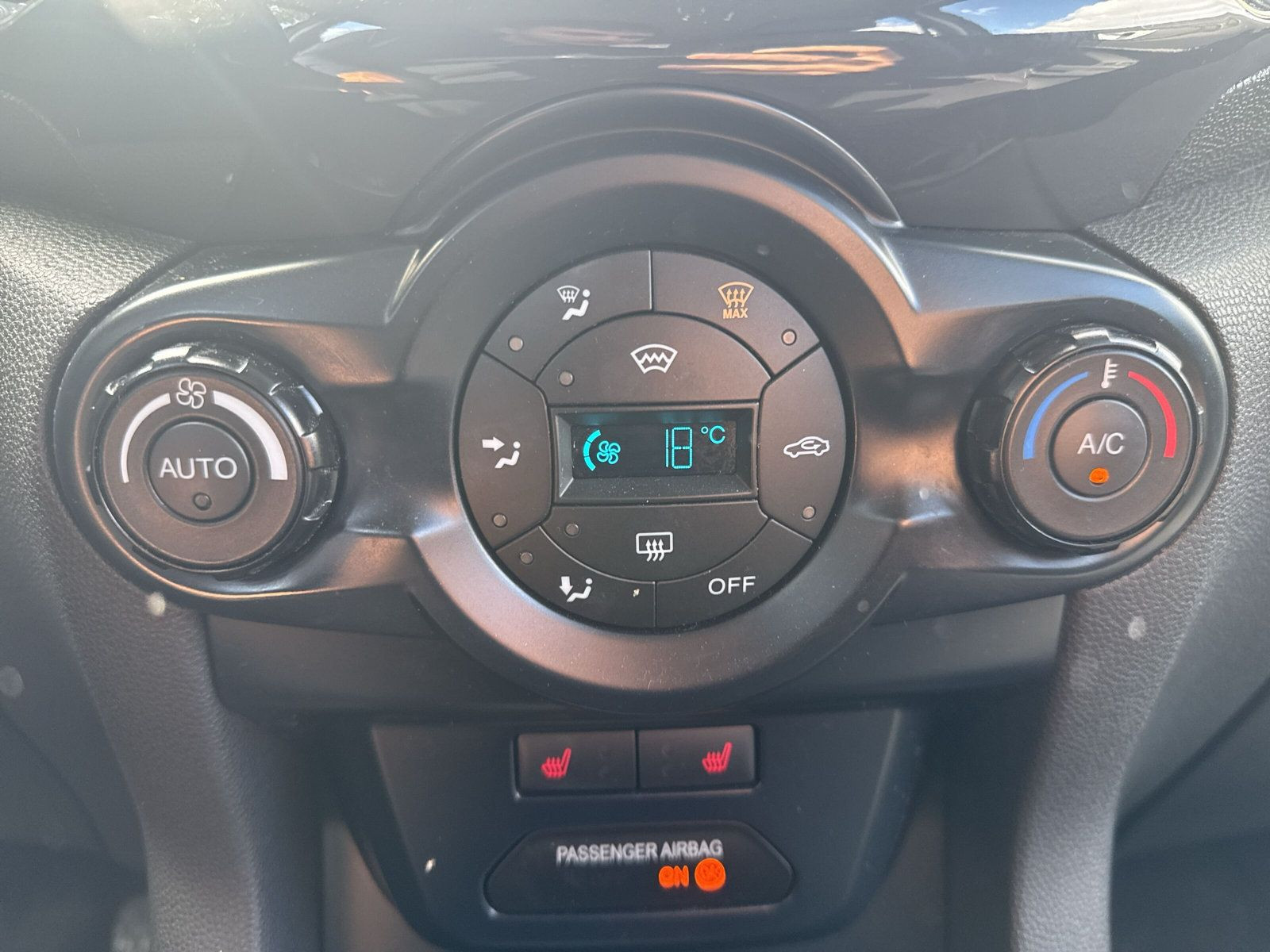 EcoSport Titanium 1.5 FRONTSCH HEIZBAR+ALLWETTER