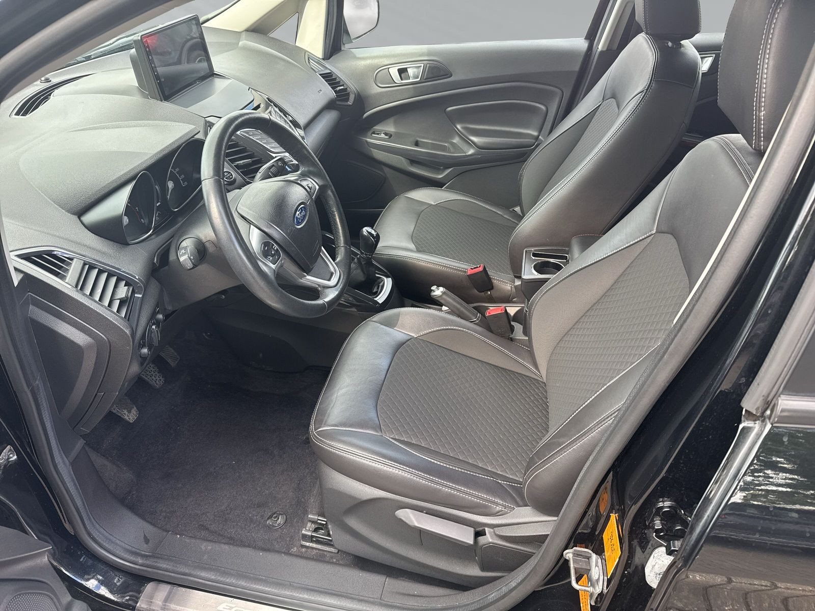 EcoSport Titanium 1.5 FRONTSCH HEIZBAR+ALLWETTER