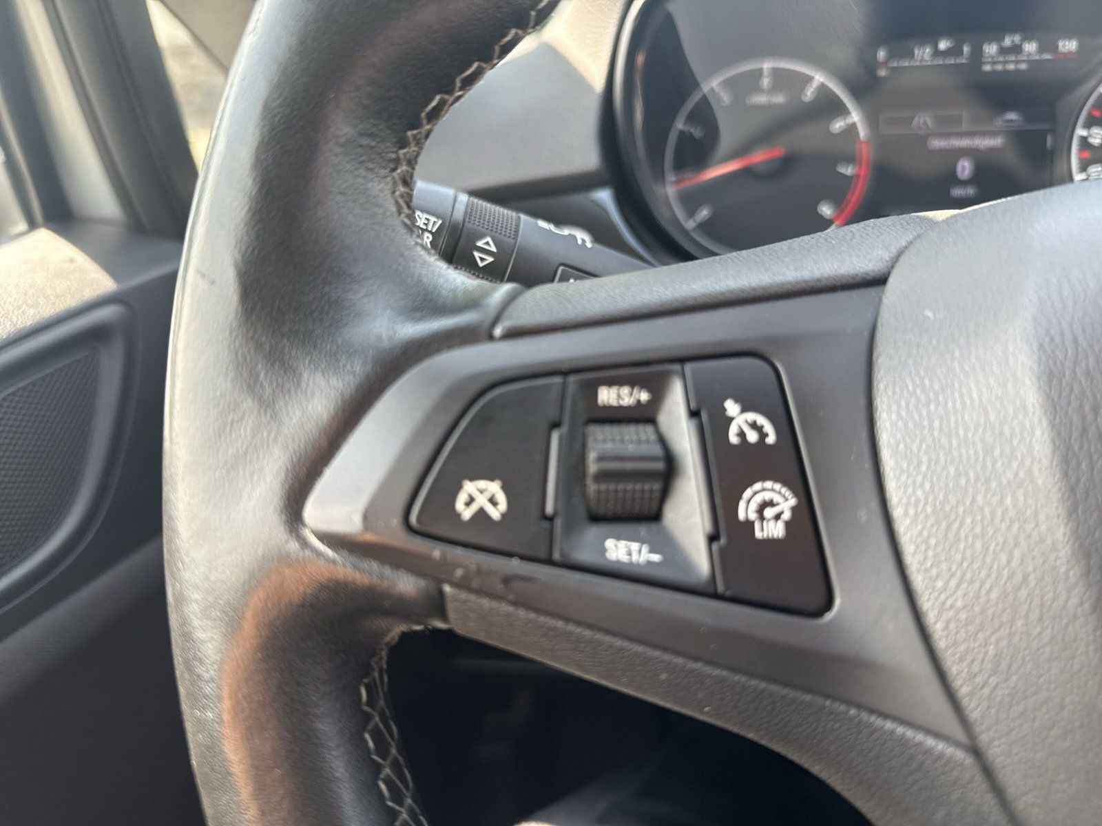 CORSA 120J 5T 1.4 +90PS+CARPLAY+KAMERA+PDC+TEMP+