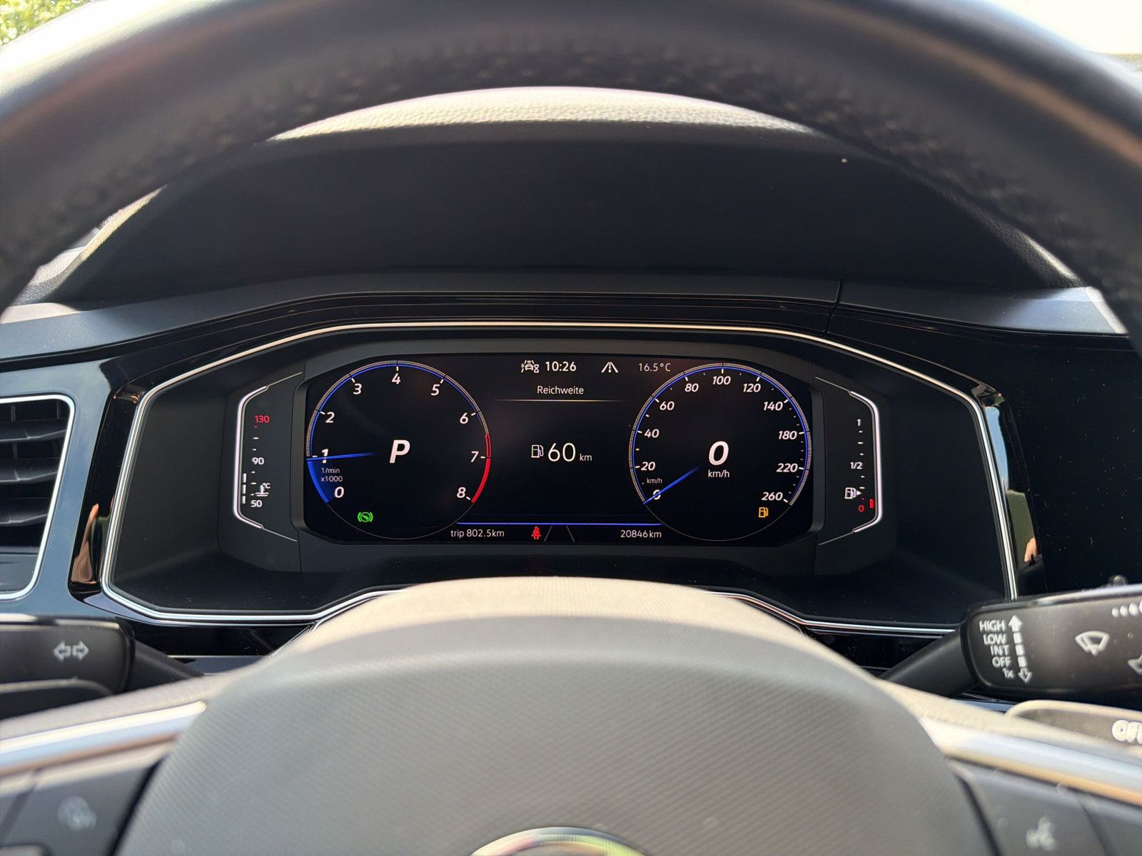 TAIGO 1.0 TSI 7-DSG R-LINE +KAM+CARPLAY+LED+SHZ+