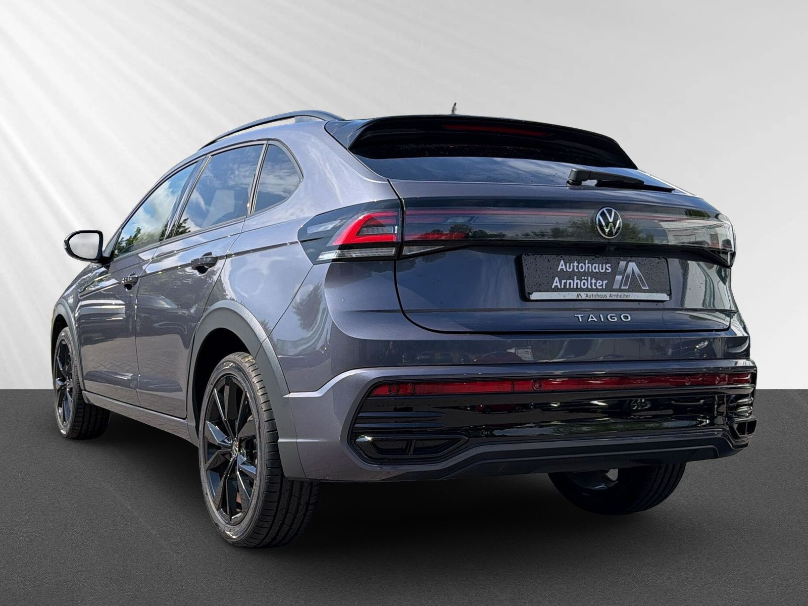 TAIGO 1.0 TSI 7-DSG R-LINE +KAM+CARPLAY+LED+SHZ+