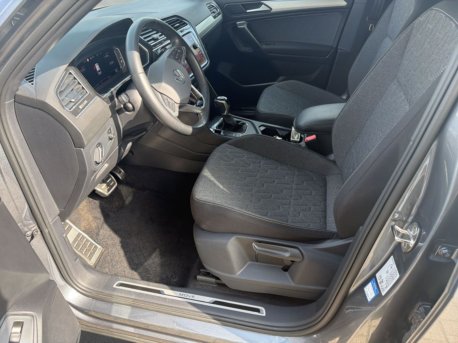 Tiguan Allspace (BJ2) 1.5 TSIACT Move+SHZ+KAMERA