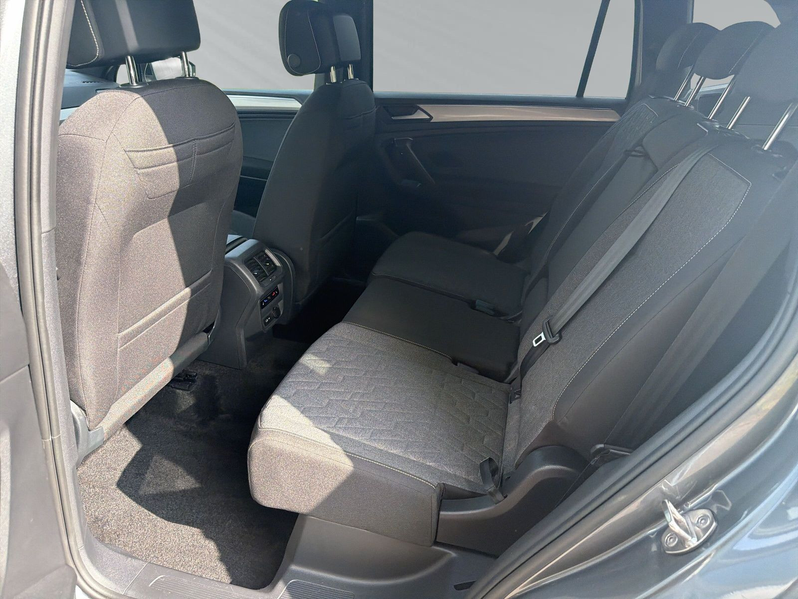 Tiguan Allspace (BJ2) 1.5 TSIACT Move+SHZ+KAMERA