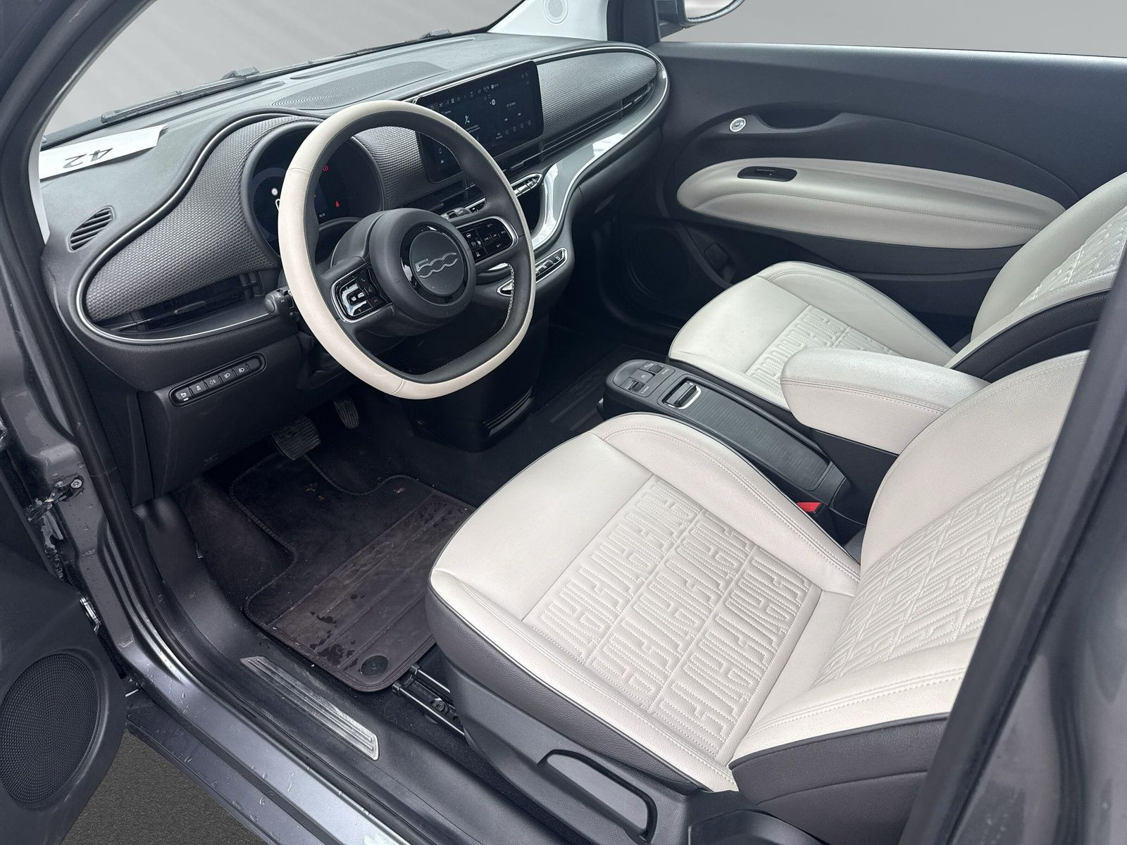 500e Cabrio la Prima +NAVI+SHZ+CARPLAY+KAMERA+PDC