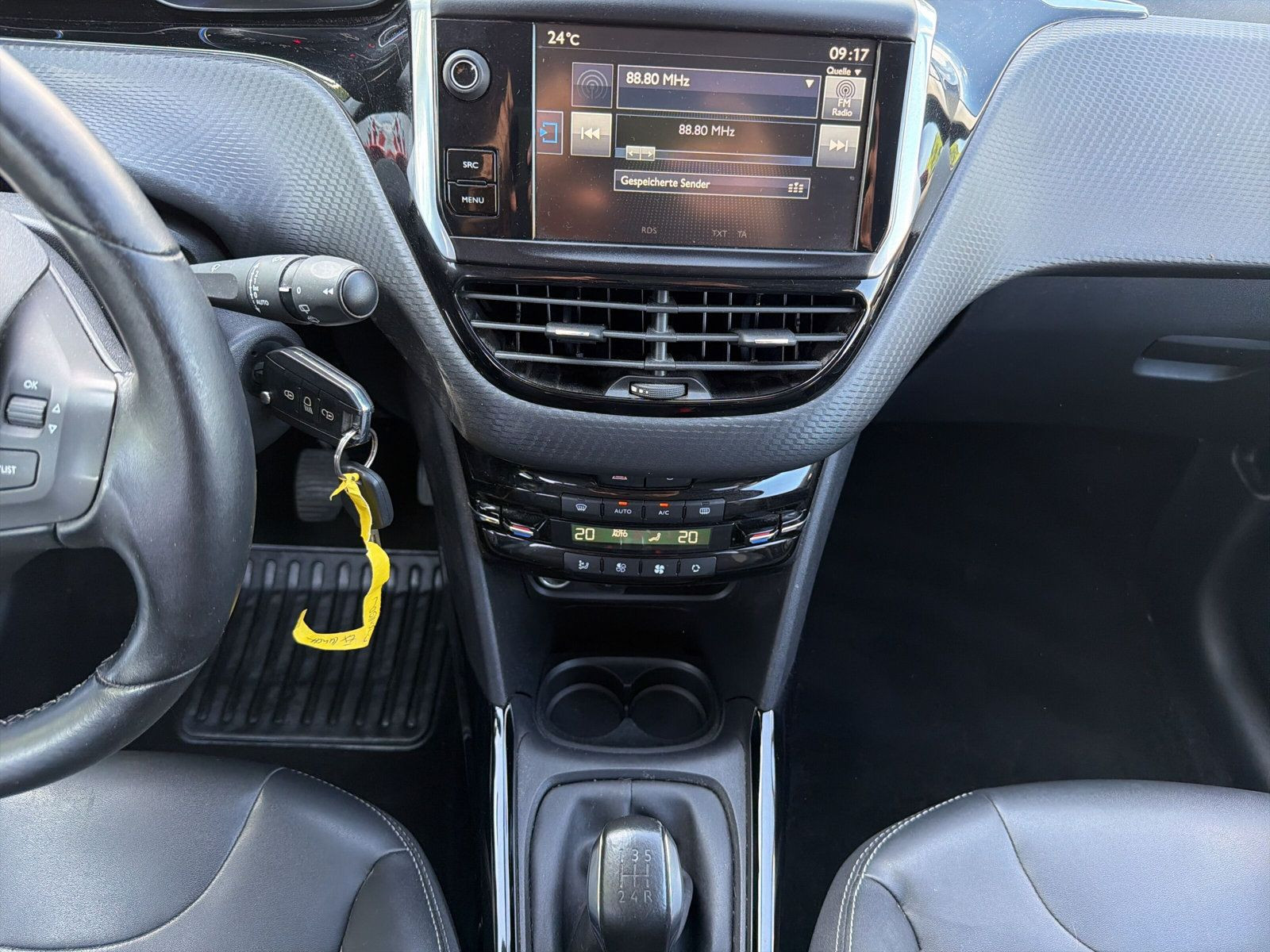 2008 PureTech 110 Allure+NAV+SHZ+PDC+SPORTSITZE+