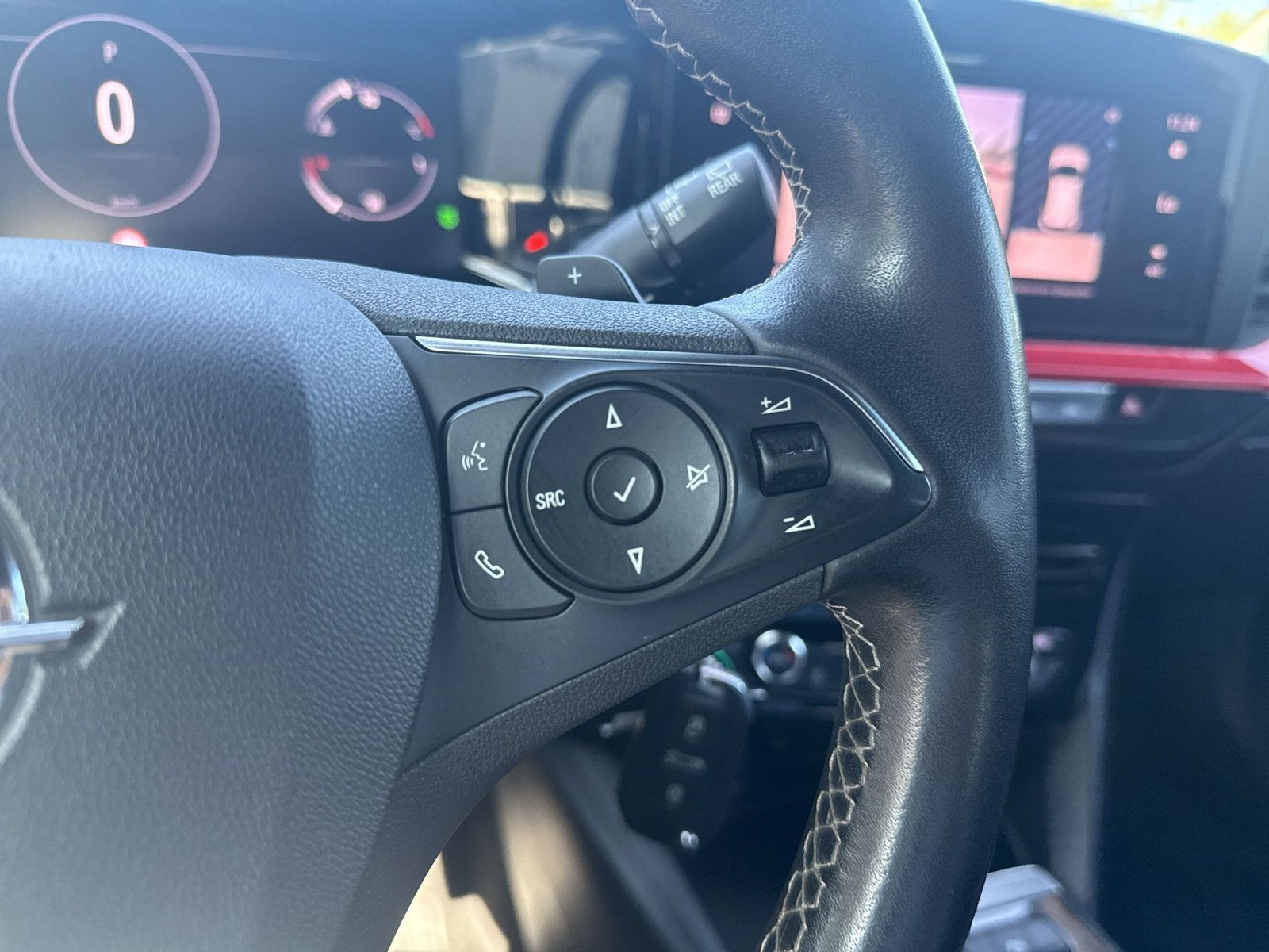 MOKKA GS LINE 1.2+ACC+KAMERA+NAVI+SHZ+CARPLAY+AT