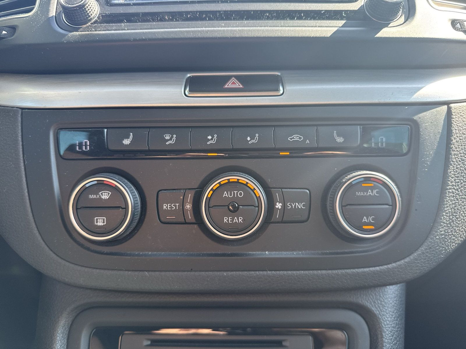 Sharan 1.4 TSI Comfortline DSG AT+SHZ+NAVI+PDC++