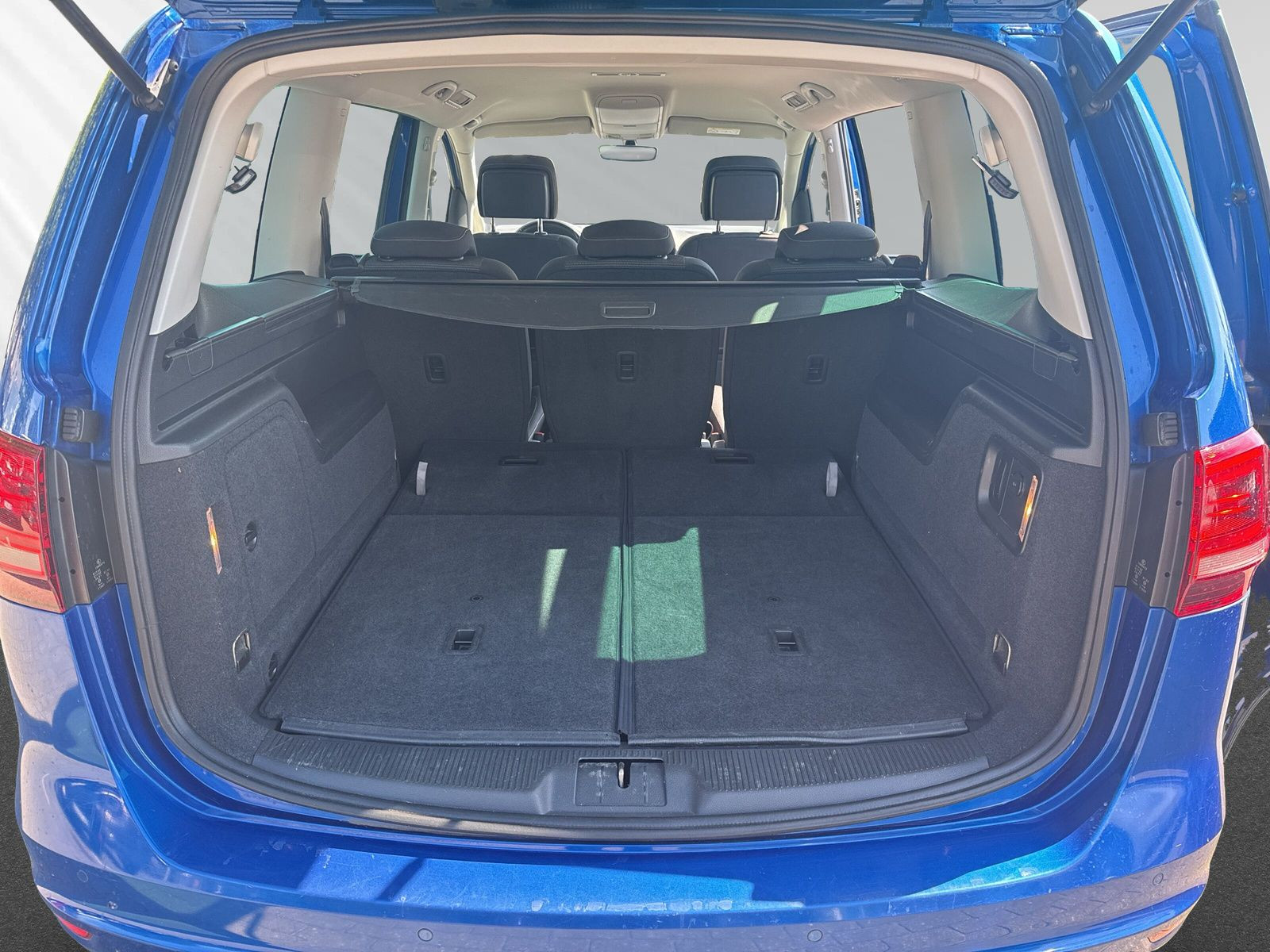Sharan 1.4 TSI Comfortline DSG AT+SHZ+NAVI+PDC++