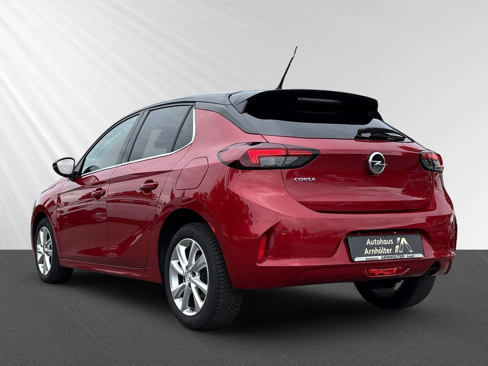 Corsa Elegance 1.2 Direct Inje 74kW+SHZ+LHZ+NAVI