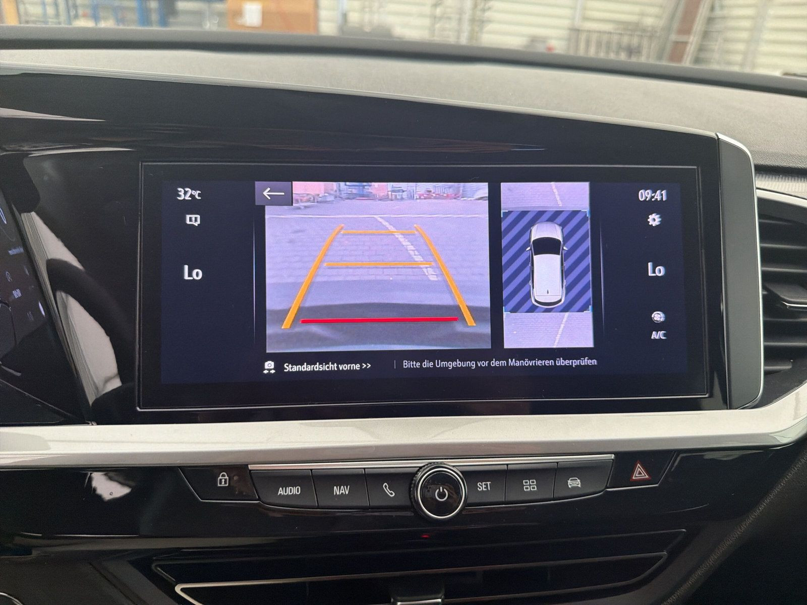 Grandland Elegance 1.2 Turbo S/S 96kW AT8+KAMERA