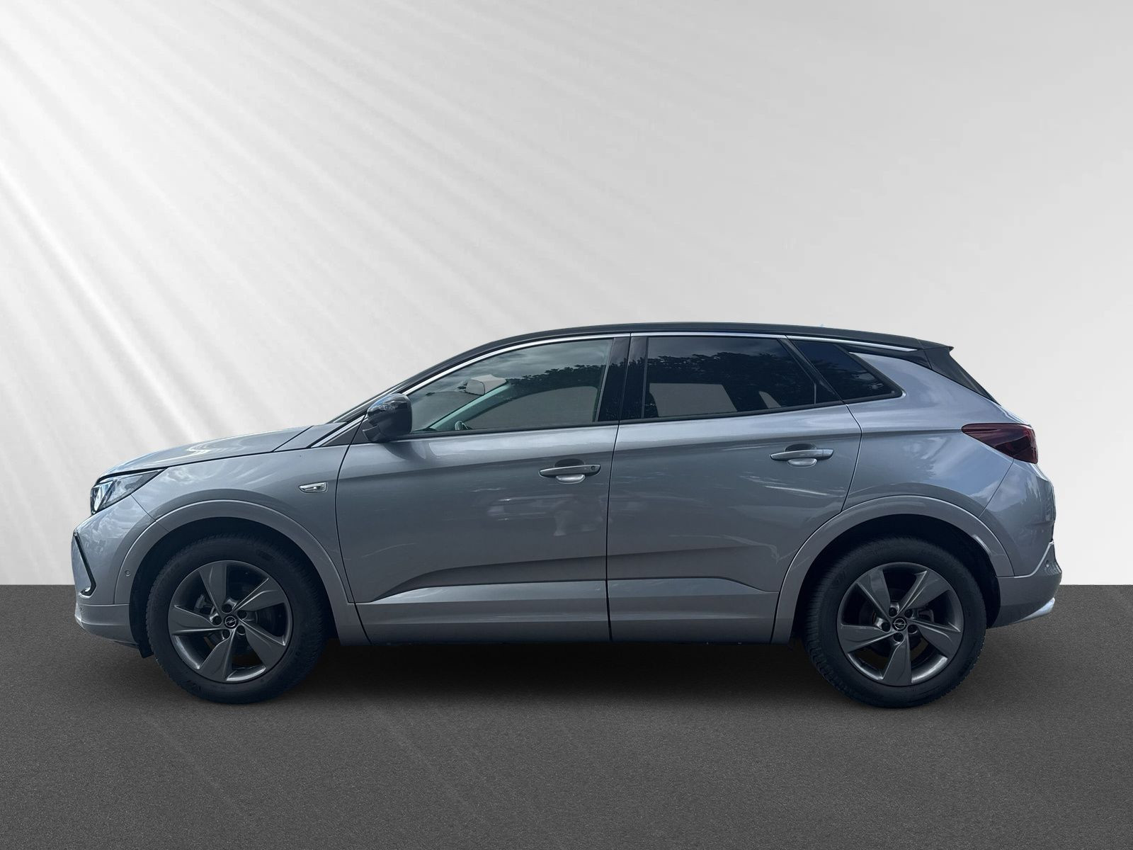 GRANDLAND ELEGANCE 1.2 TURBO AT8+360°+AHK+ALLWET