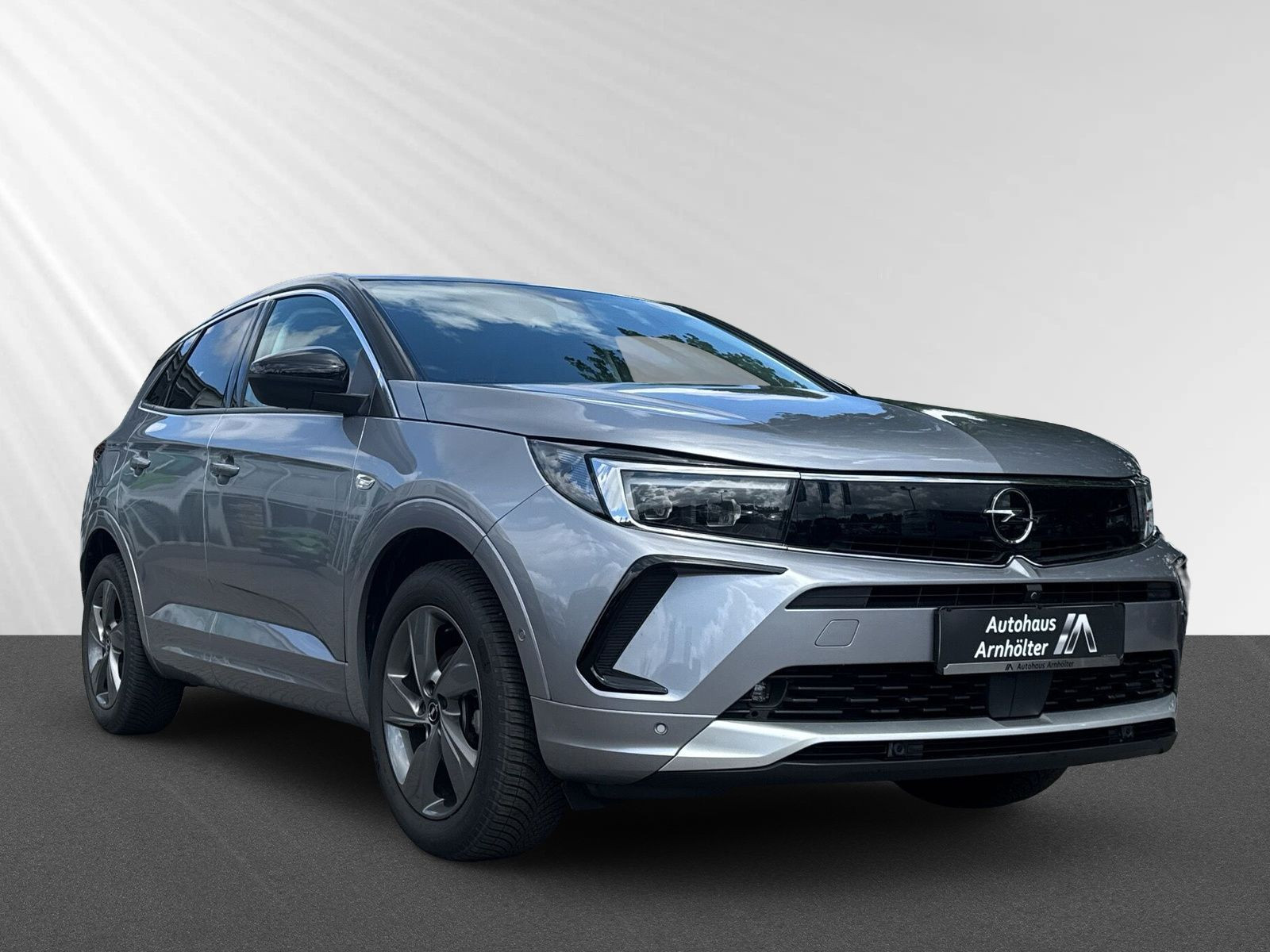 GRANDLAND ELEGANCE 1.2 TURBO AT8+360°+AHK+ALLWET