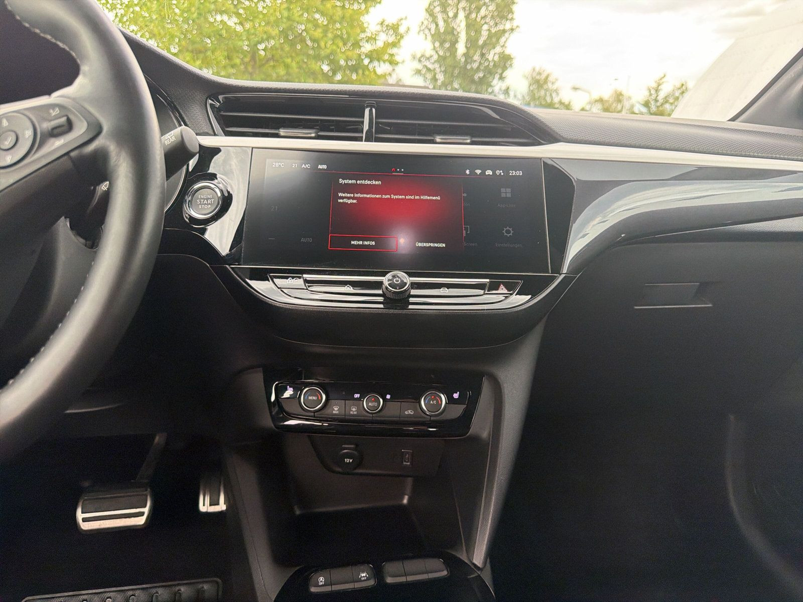 Corsa F GS 1.2 Turbo S/S 74kWAT8+KAMERA+SHZ+BLUE