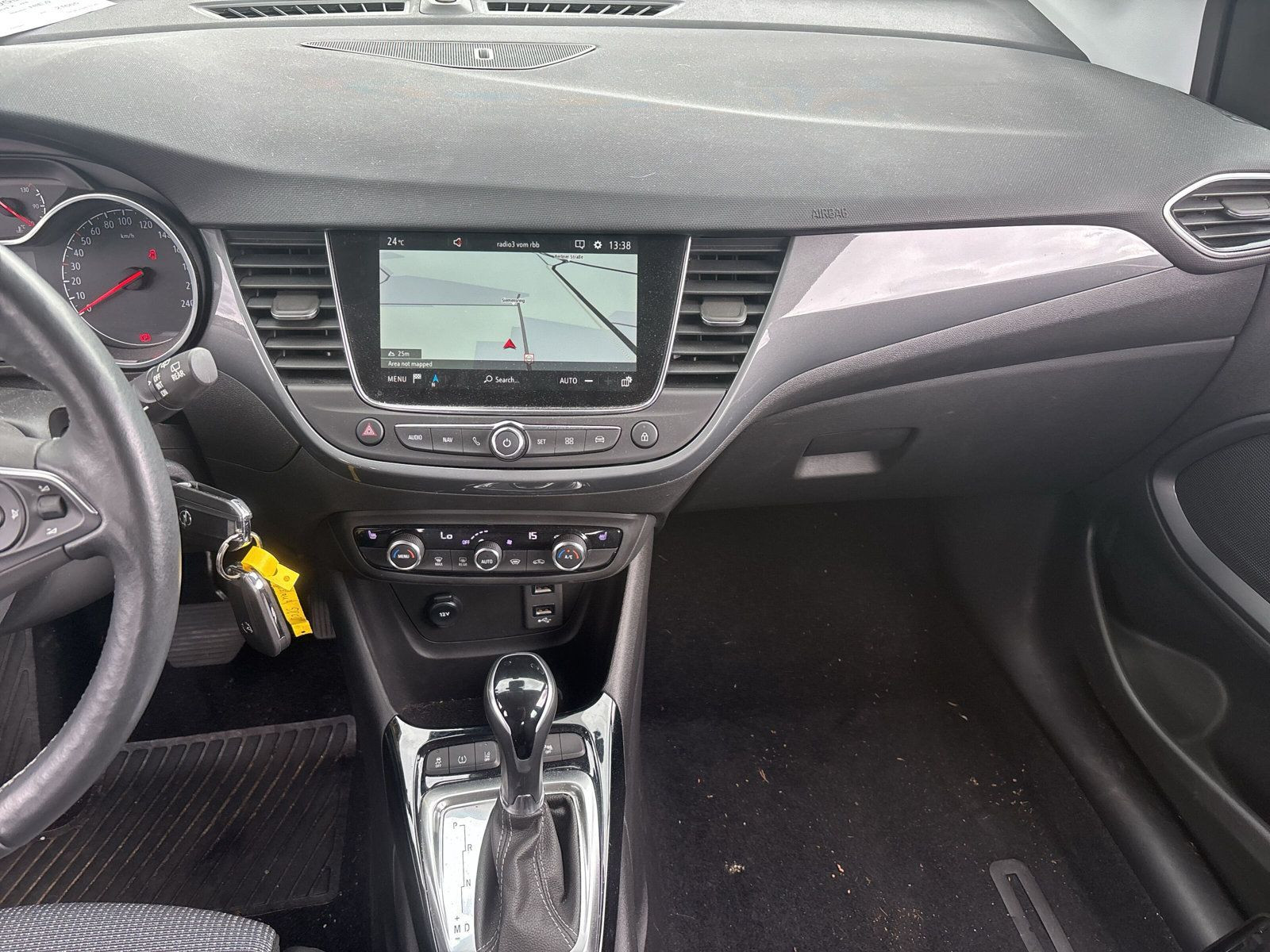 Crossland ELEGANCE 1.2 KLIMA+PDC+KAMERA+SHZ+AT8+