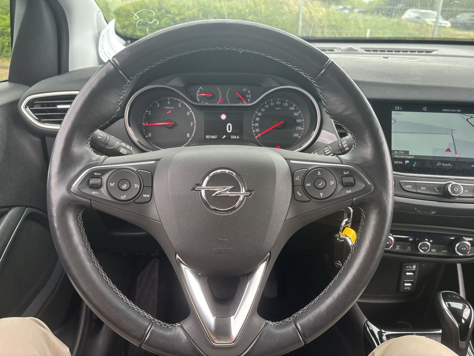 Crossland ELEGANCE 1.2 KLIMA+PDC+KAMERA+SHZ+AT8+