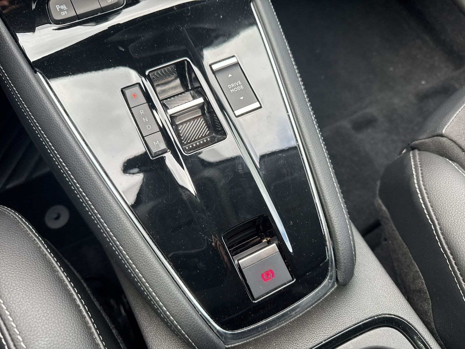 GRANDLAND ELEGANCE 1.2 TURBO AT8+360°+AHK+ALLWET