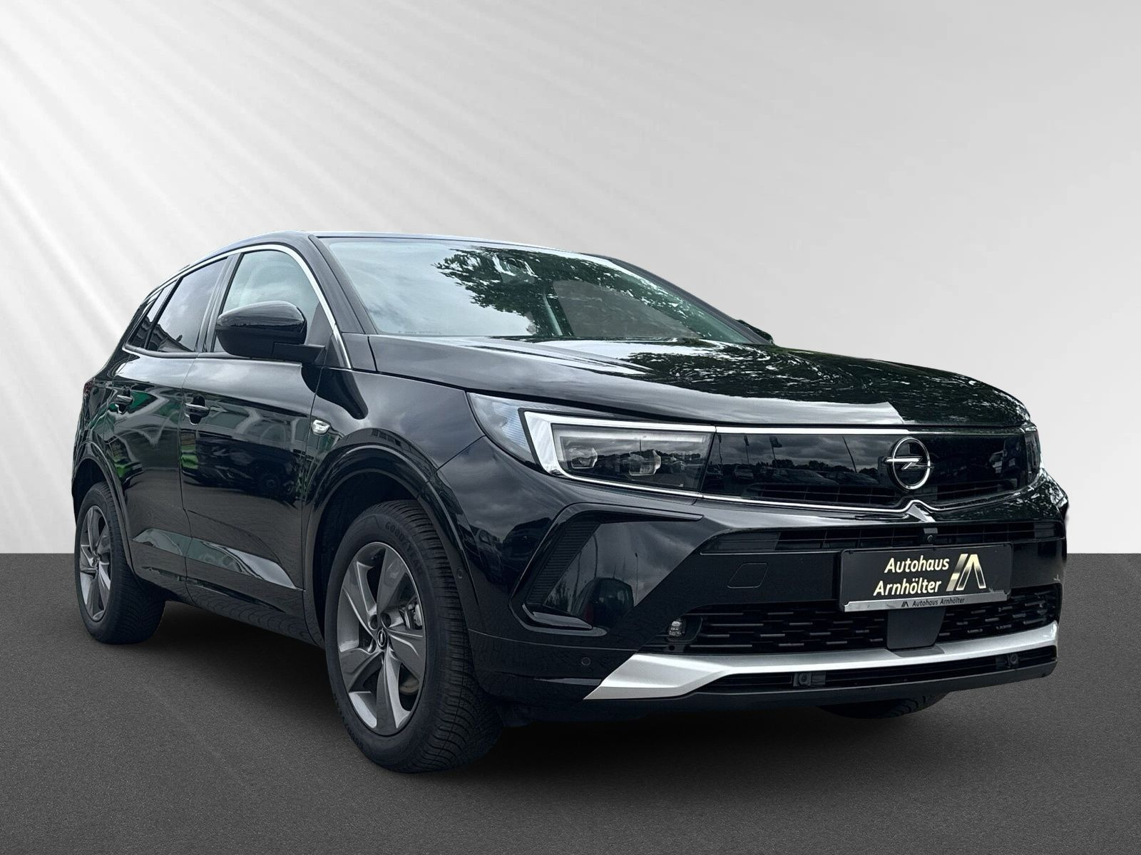 GRANDLAND ELEGANCE 1.2 TURBO AT8+360°+AHK+ALLWET