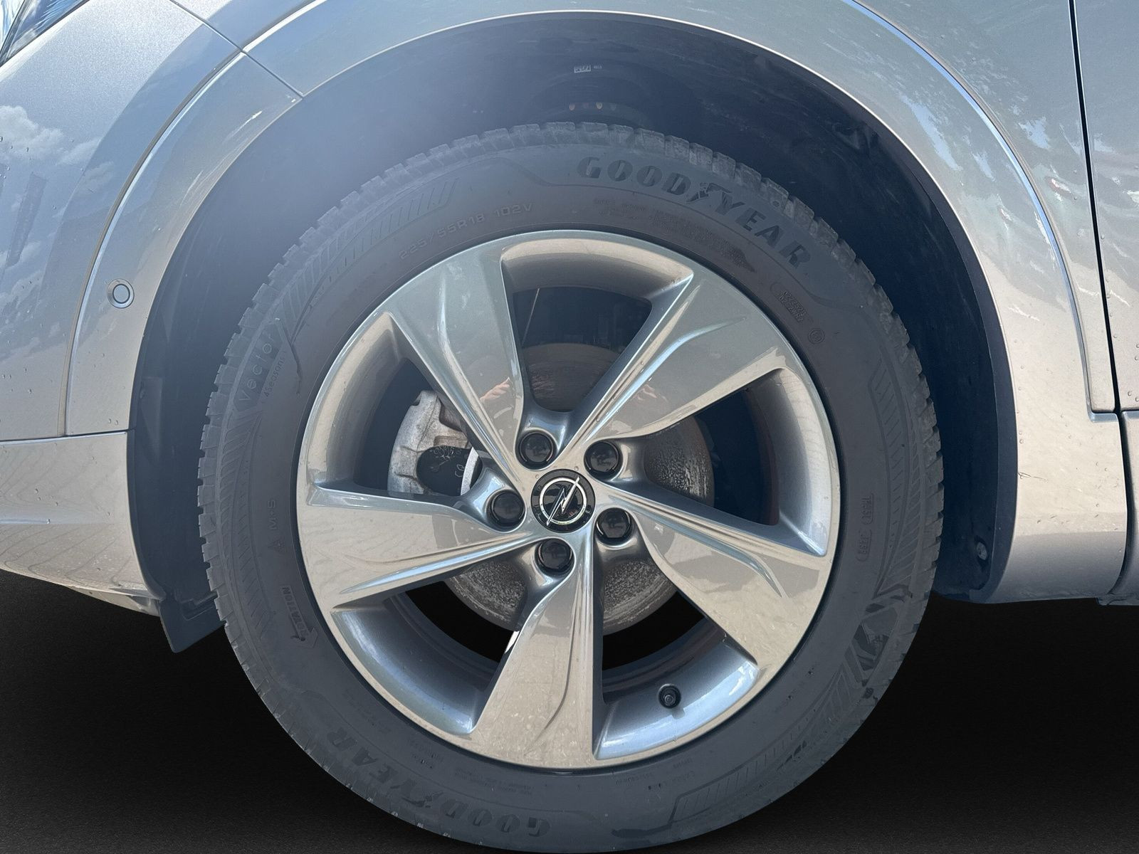 GRANDLAND ELEGANCE 1.2 TURBO AT8+360°+AHK+ALLWET