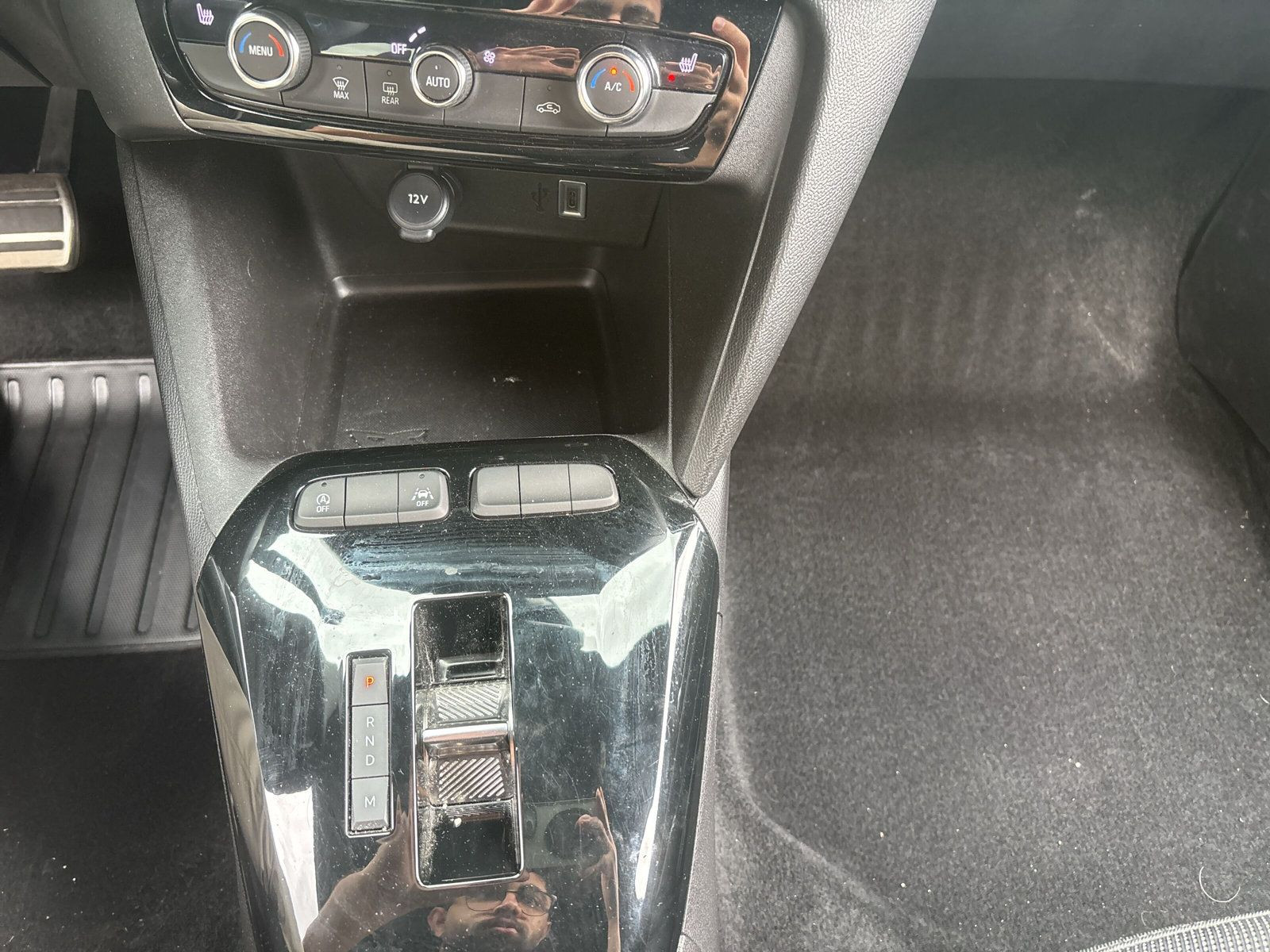 Corsa F GS 1.2 KLIMA+PDC+KAMERA+SHZ+LHZ+AT8+LED+