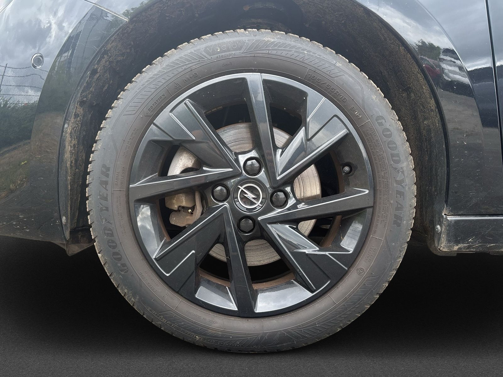 Corsa F GS 1.2 KLIMA+PDC+KAMERA+SHZ+LHZ+AT8+LED+