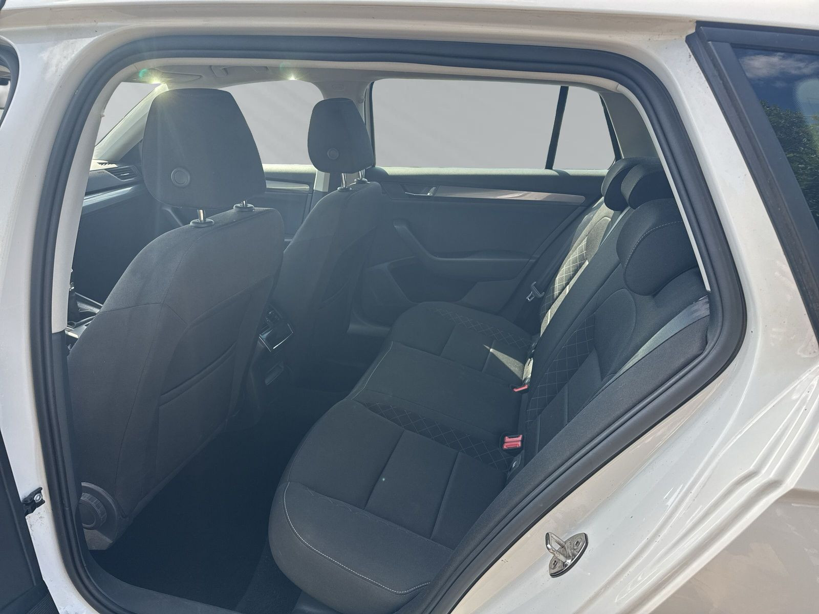 SUPERB COMBI 1.4 TSI ACTIVE+CARPLAY+WKR+GARANTIE
