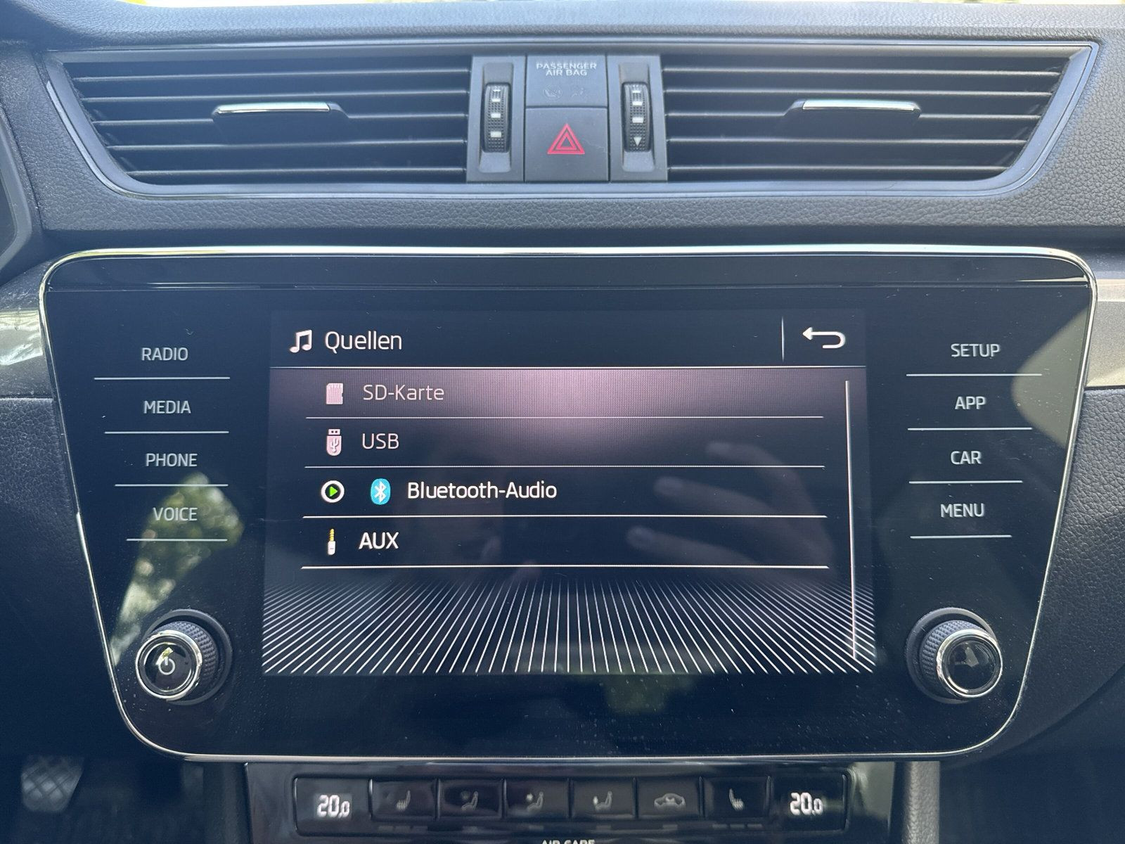 SUPERB COMBI 1.4 TSI ACTIVE+CARPLAY+WKR+GARANTIE