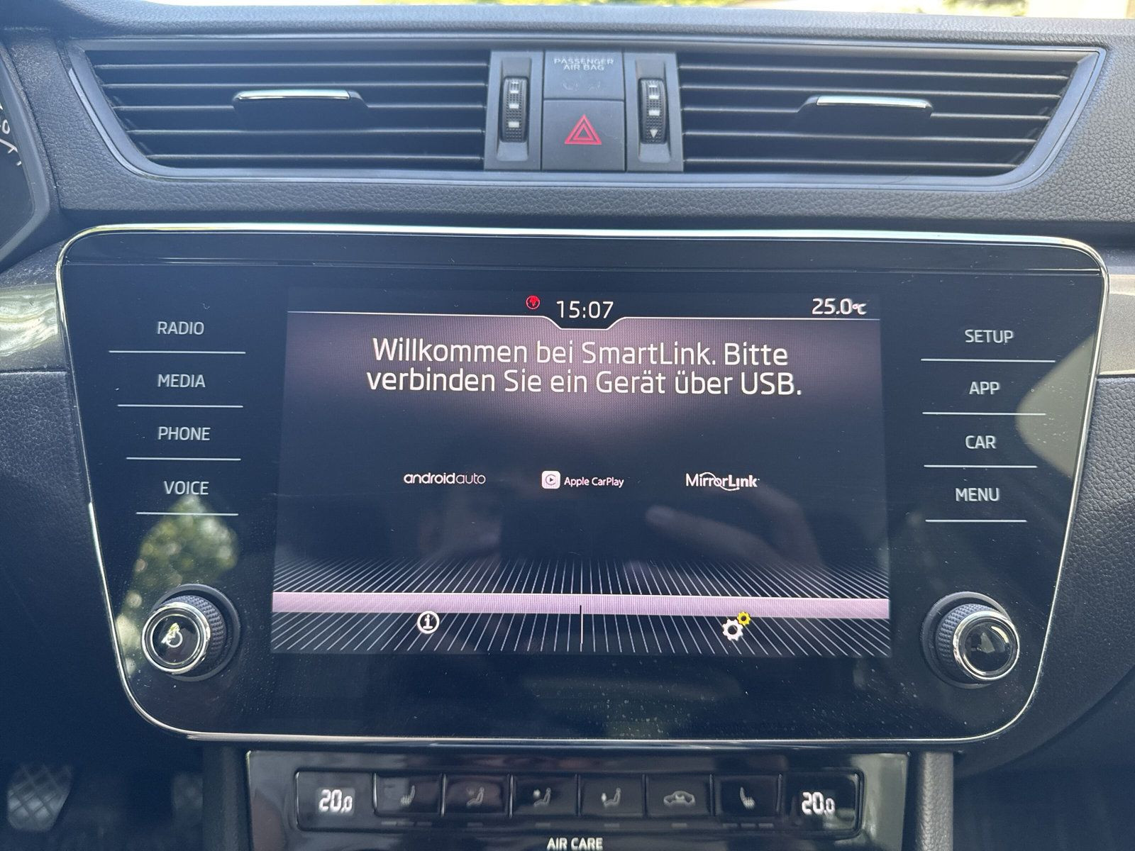SUPERB COMBI 1.4 TSI ACTIVE+CARPLAY+WKR+GARANTIE