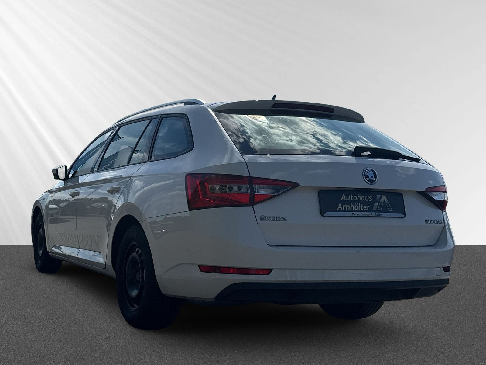 SUPERB COMBI 1.4 TSI ACTIVE+CARPLAY+WKR+GARANTIE
