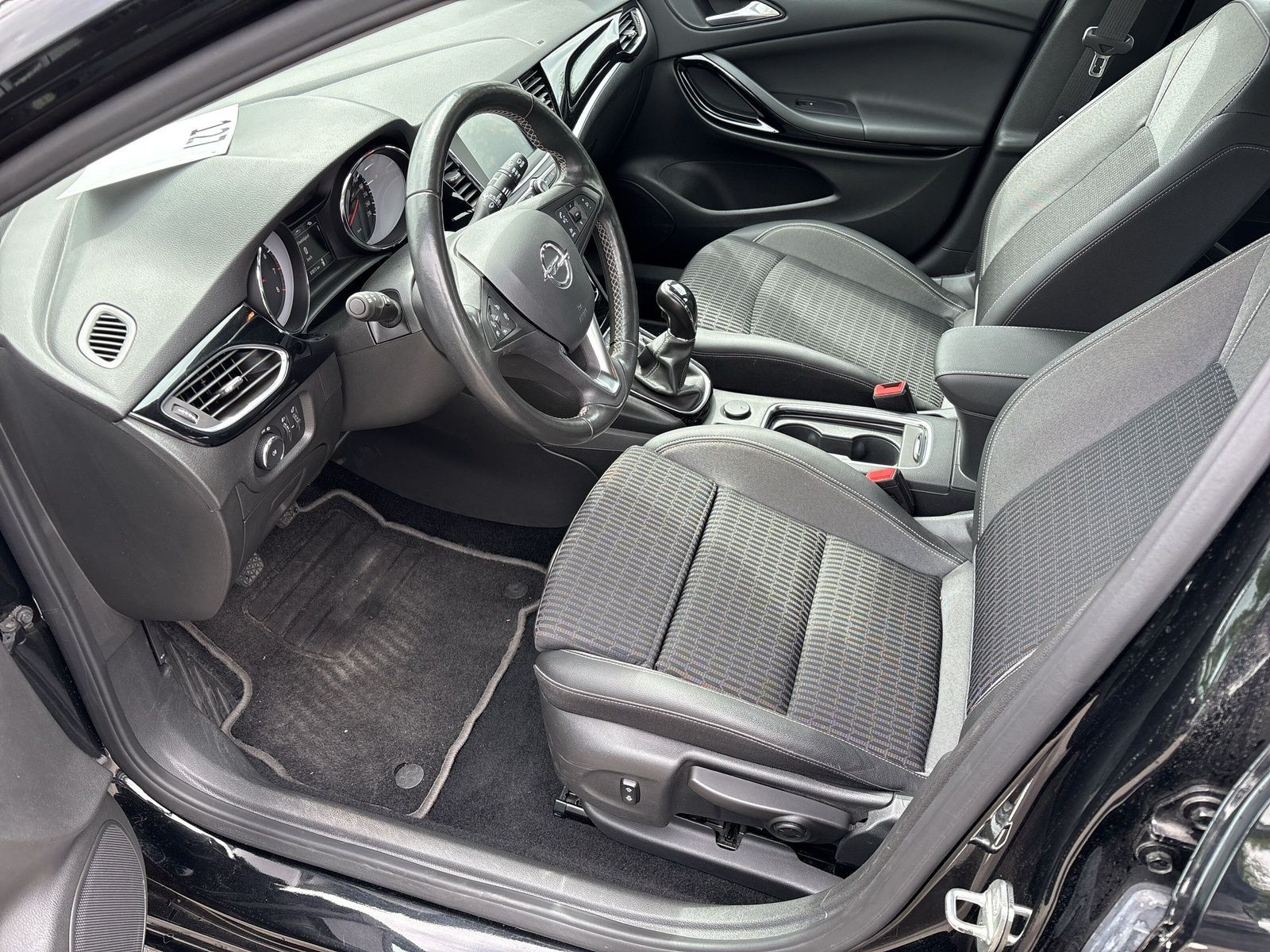Astra K Lim. 5T 1.2 Turbo Elegance+NAV+SZ+LZ+KAM