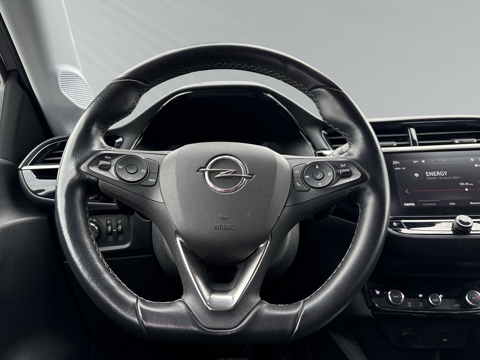 CORSA 5T ELEGANCE 1.2+KAMERA+SHZ+LHZ+PDC+KLMAAT+