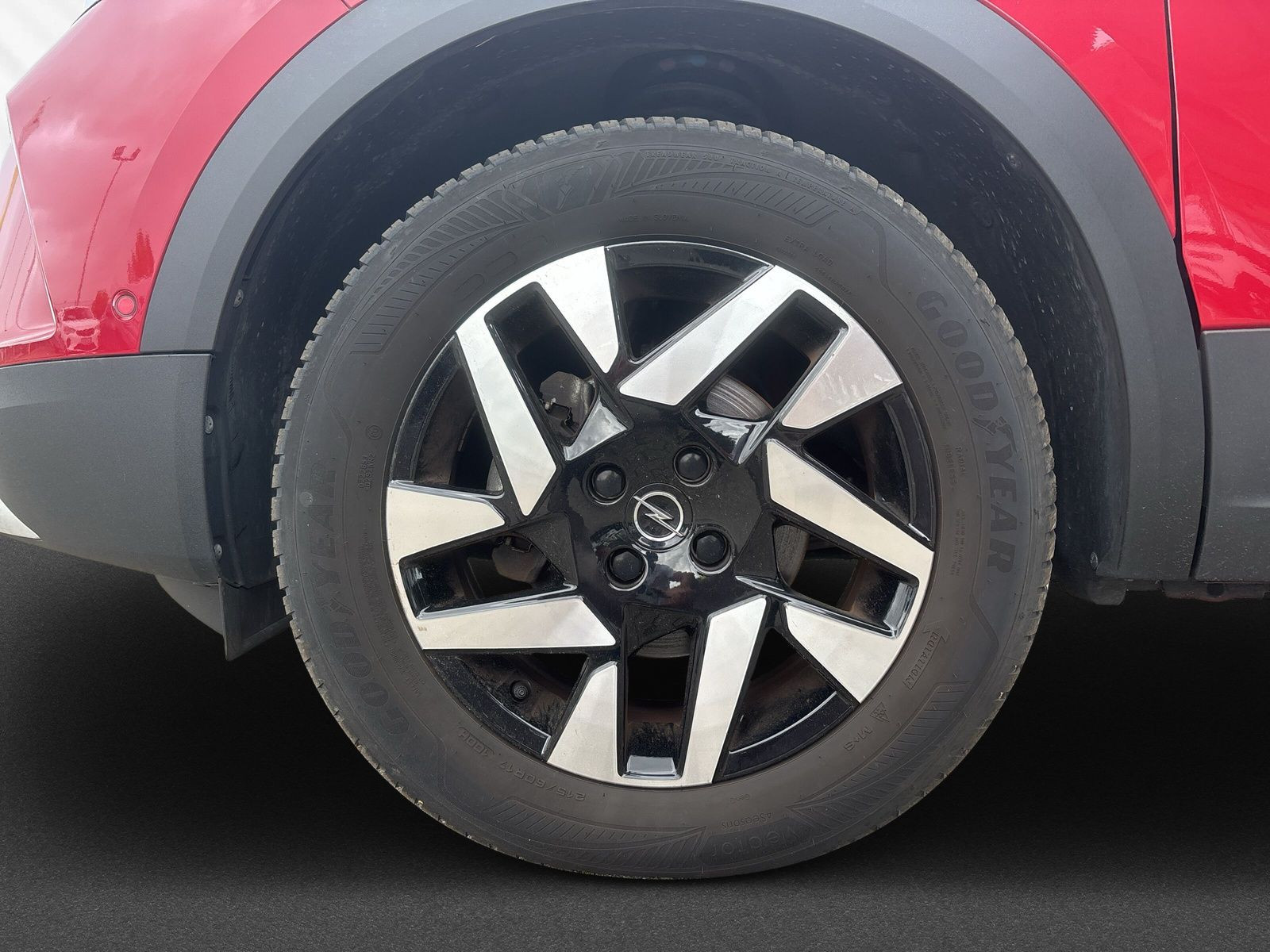 Opel Mokka ELEGANCE 1.2 KLIMA+PDC+KAMERA+SHZ+AT8