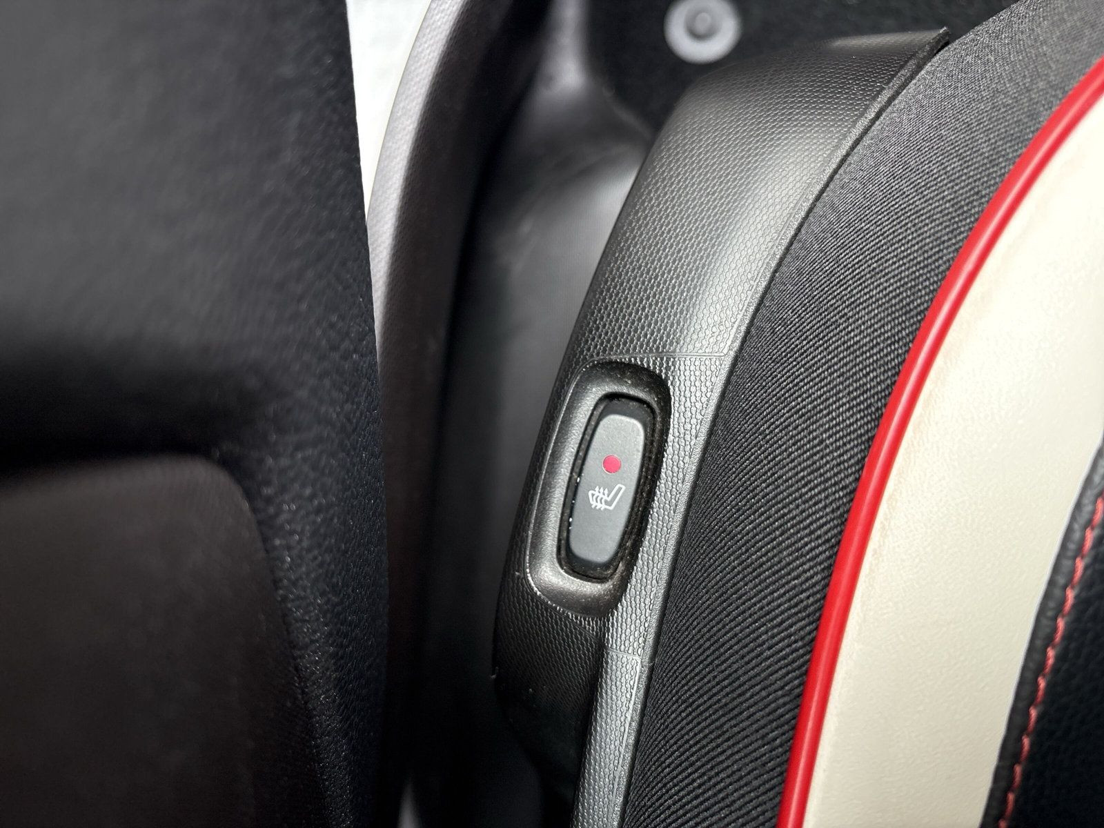 Twingo 0.9 +TCe 90 Intens+CARPLAY+AUTOMATIK+BPC+