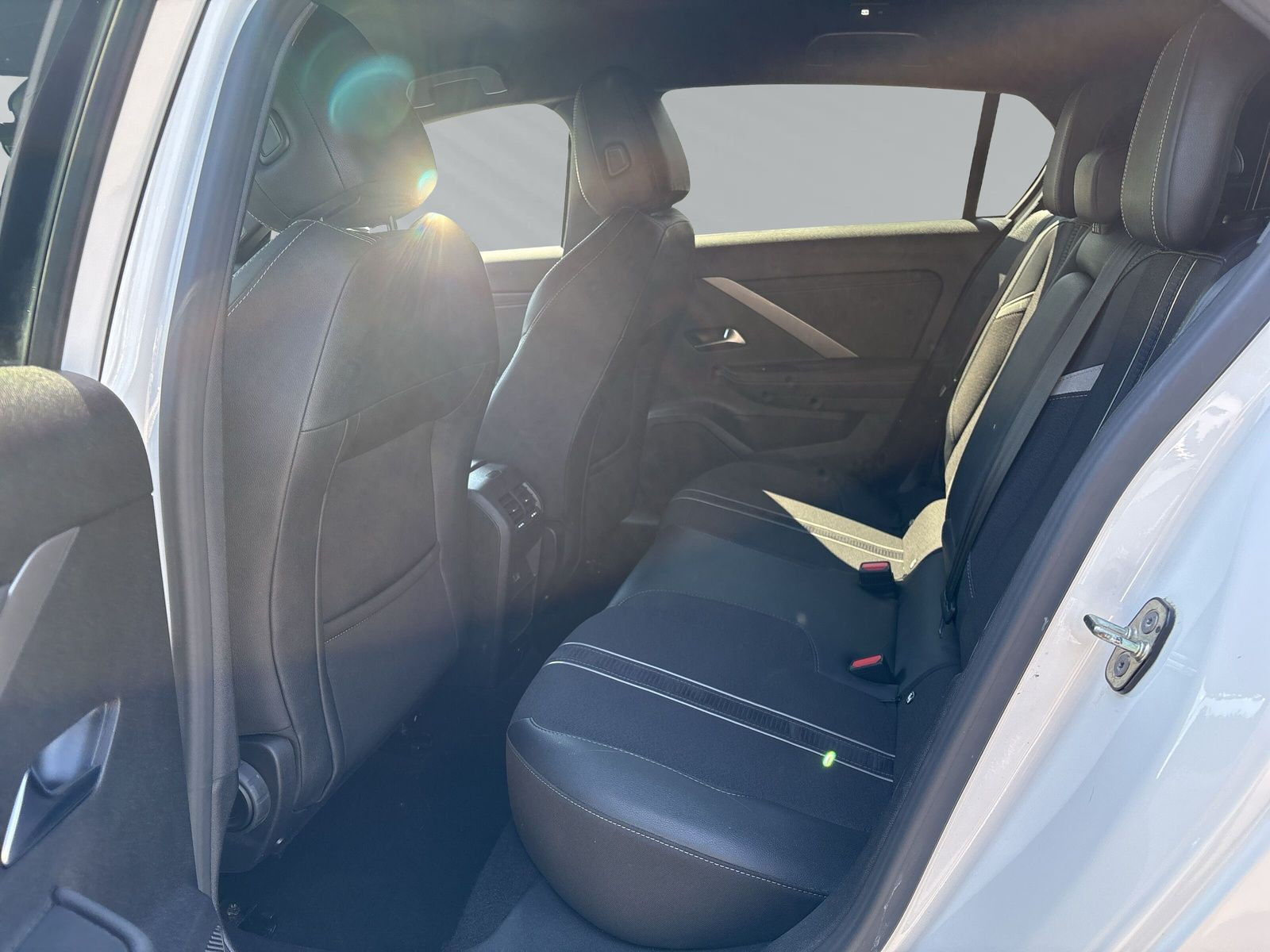 Astra L GS 1.2 Turbo AT8+PDC+KAMERA+CARPLAY+SHZ+