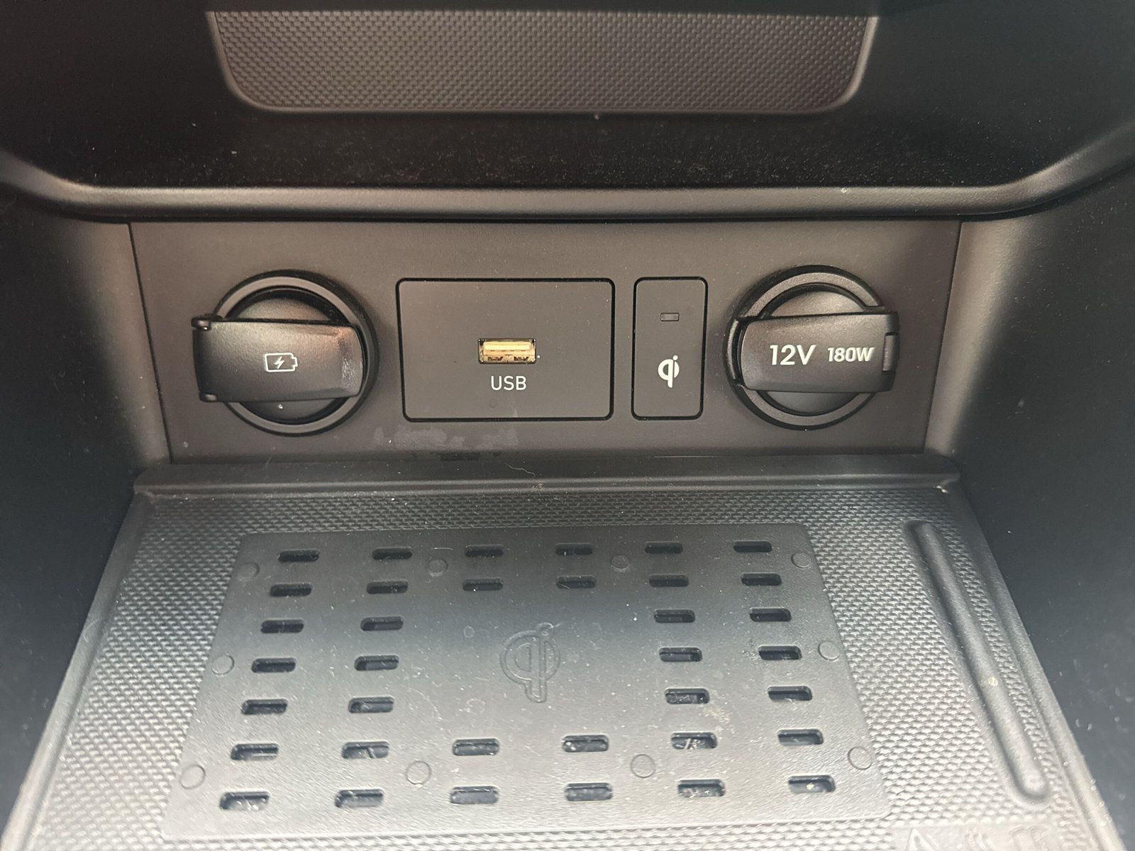 Kona 1.0 T-GDI 120PS +48V iM/T 2WD TREND +KAMERA