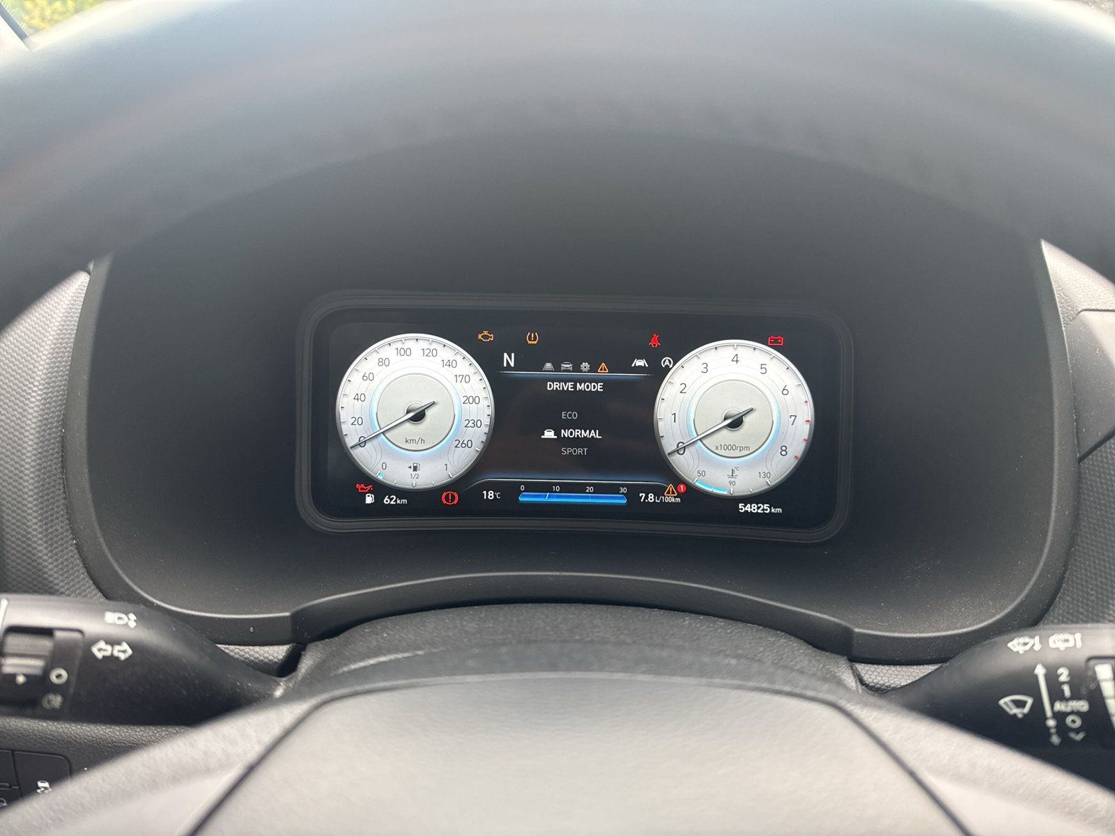 Kona 1.0 T-GDI 120PS +48V iM/T 2WD TREND +KAMERA