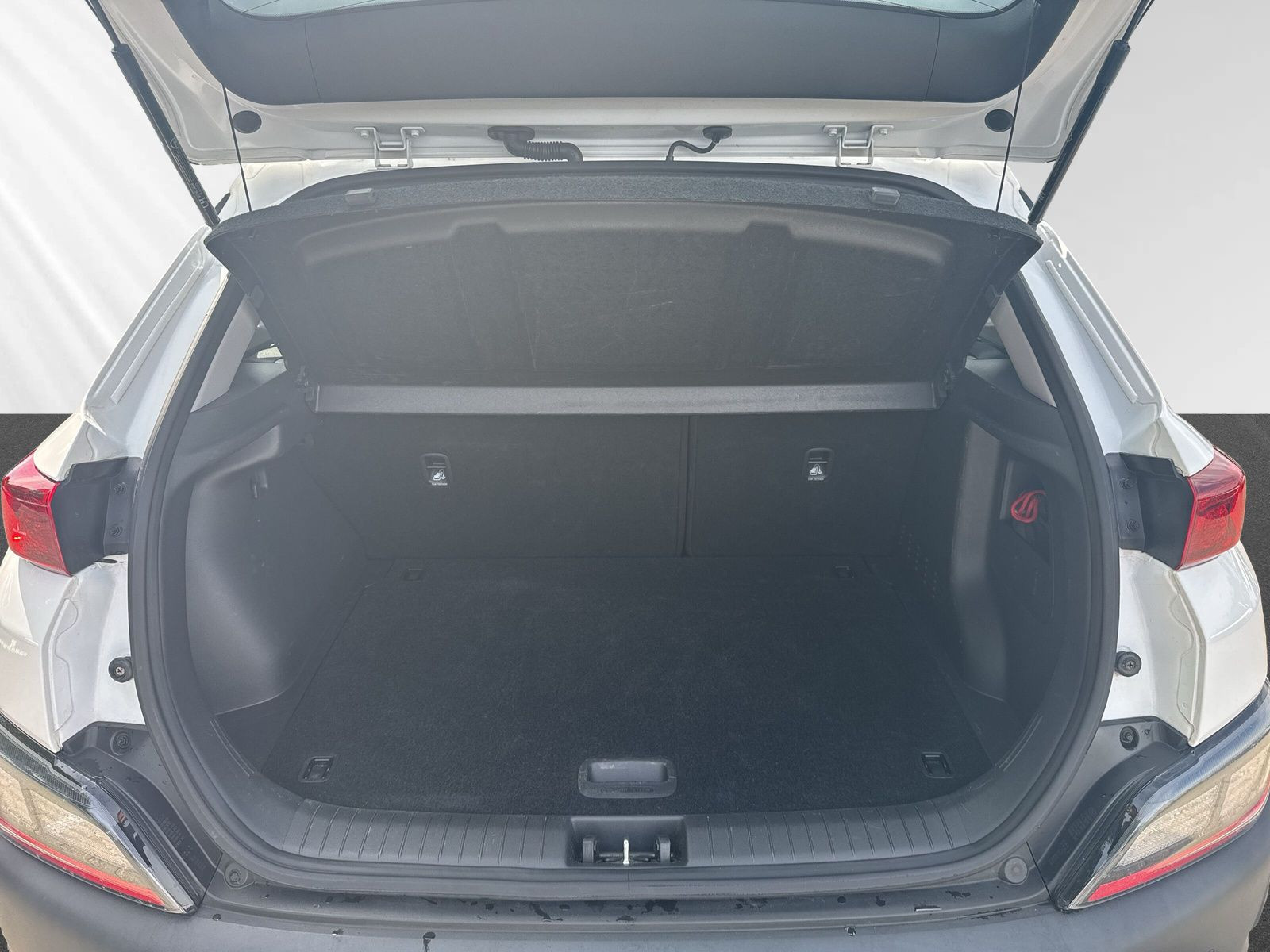 Kona 1.0 T-GDI 120PS +48V iM/T 2WD TREND +KAMERA