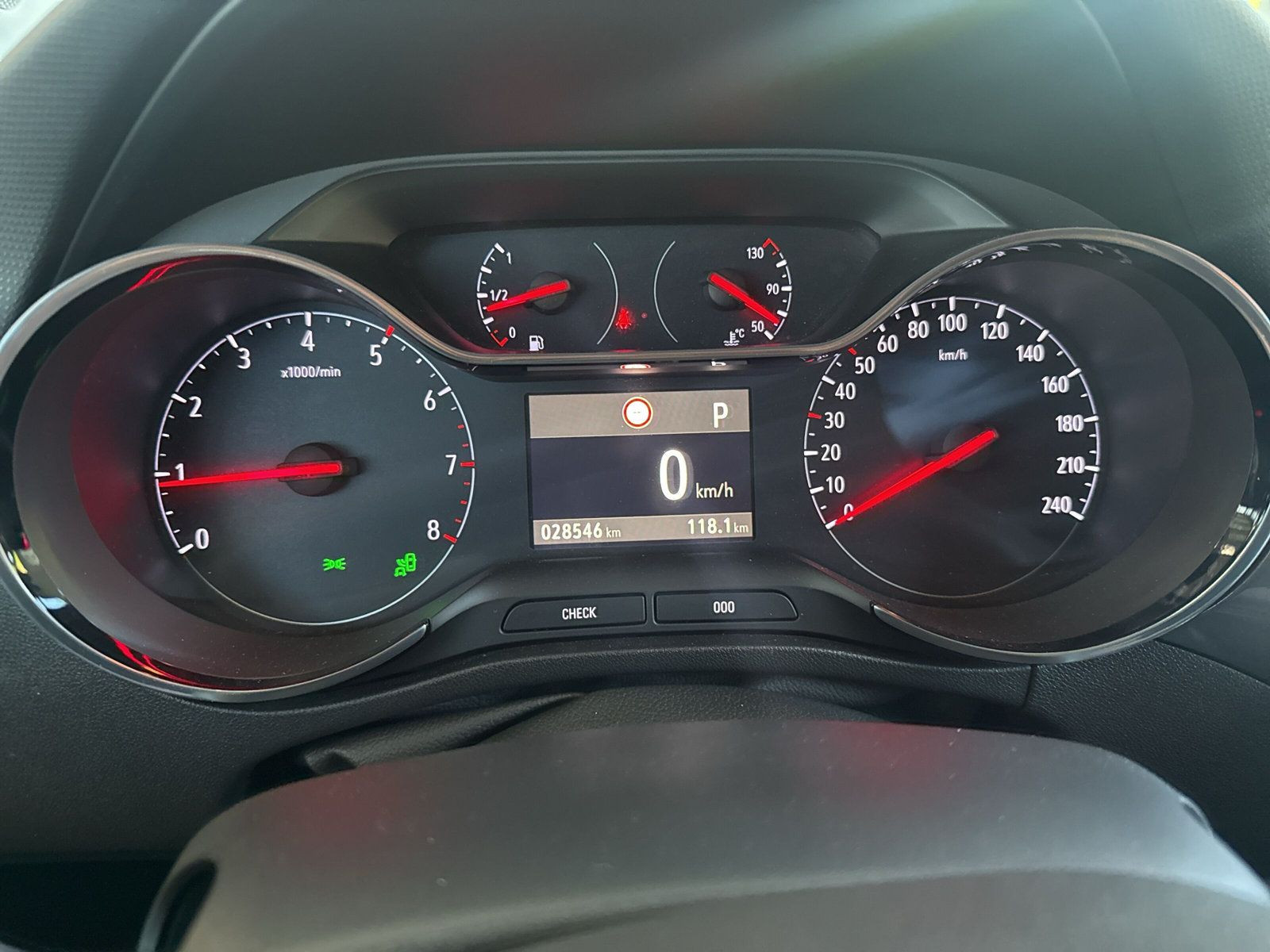 Crossland Elegance 1.2AT+SHZ+LHZ+KAMERA+CARPLAY+