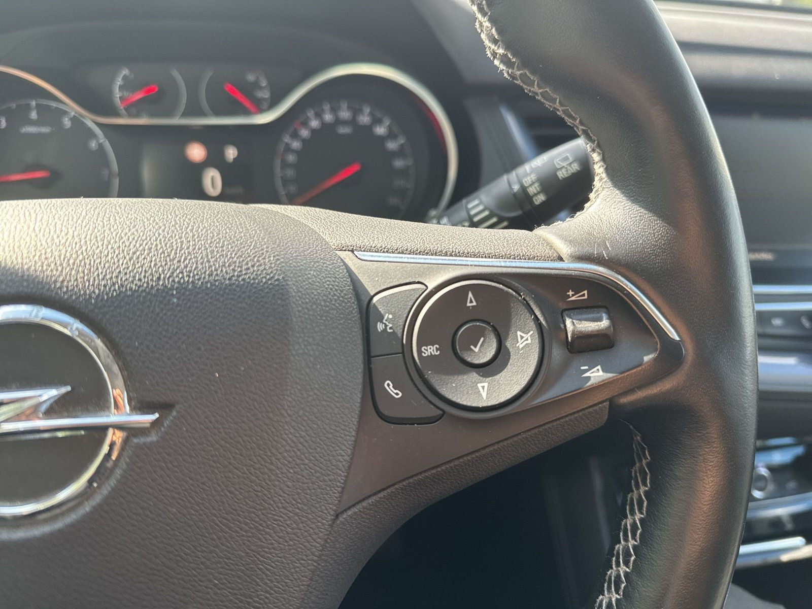 GRANDLAND X 1.2 DYNAMIC +LM+360°+ALLWET+CARPLAY+
