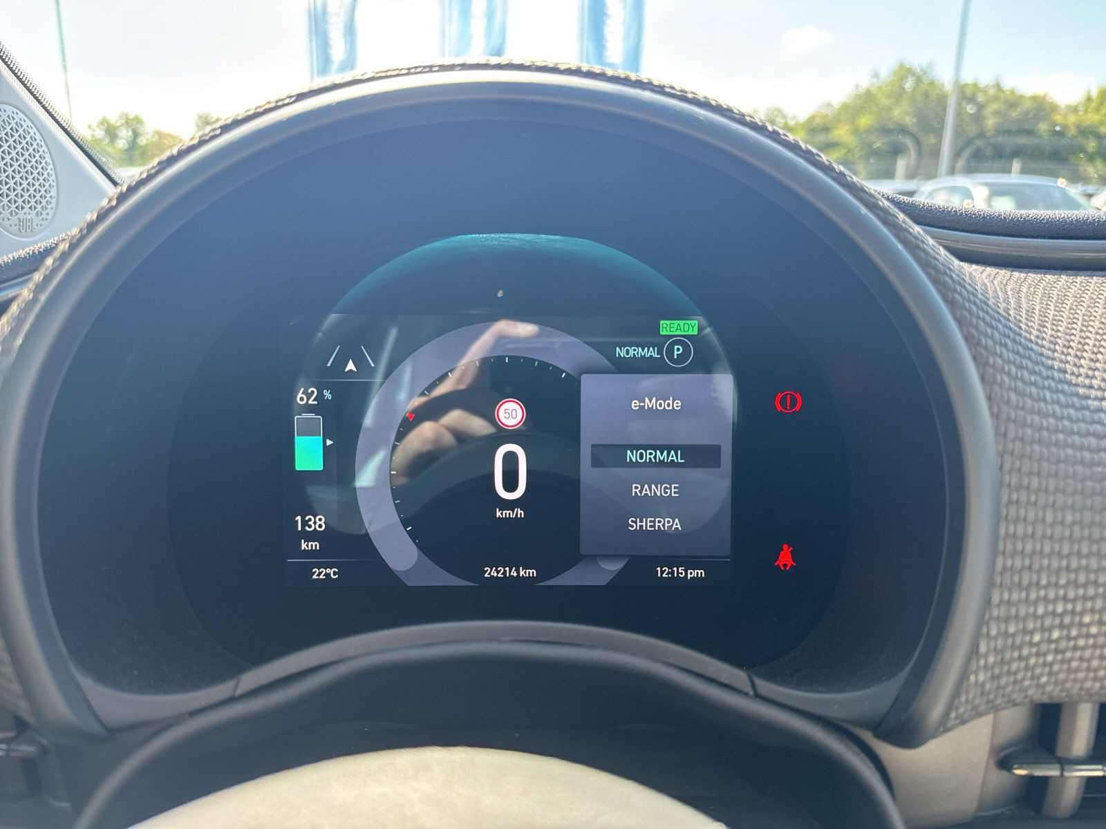 500e La Prima by Bocelli 42kWh +KAMERA+PDC+SHZ+