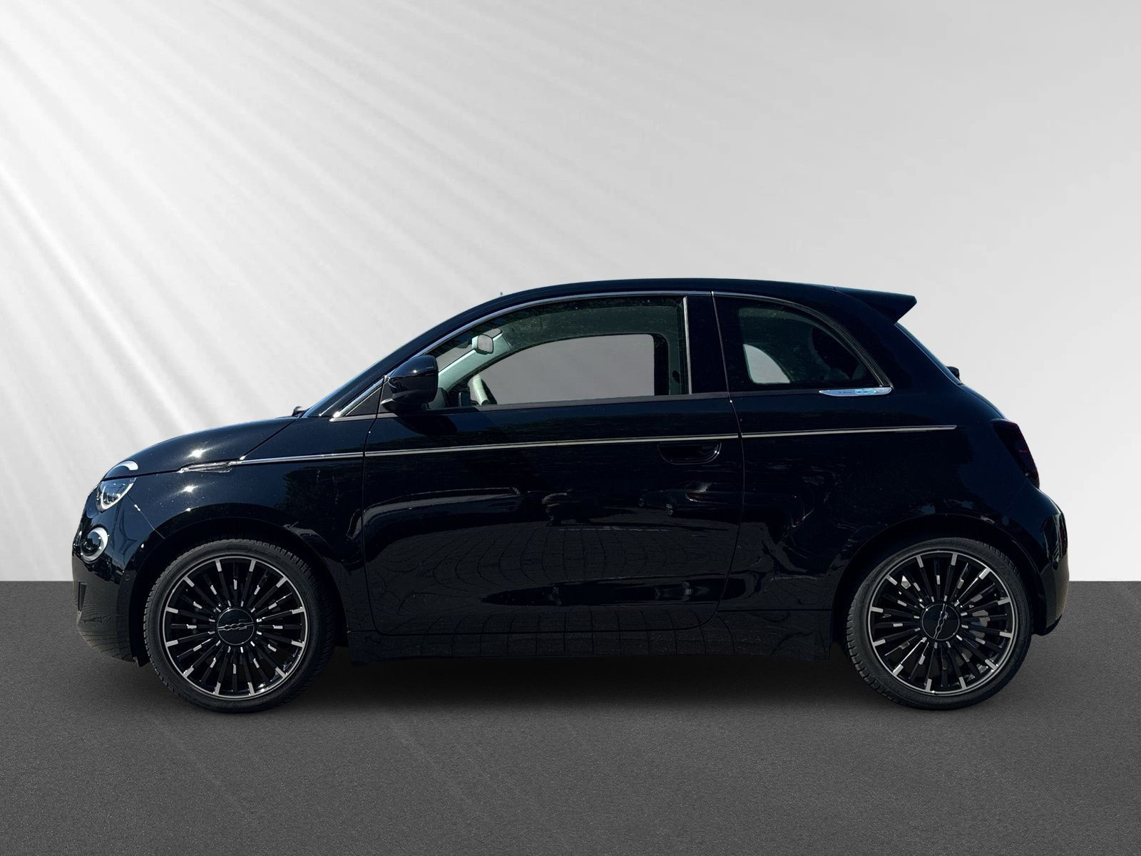 500e La Prima by Bocelli 42kWh +KAMERA+PDC+SHZ+