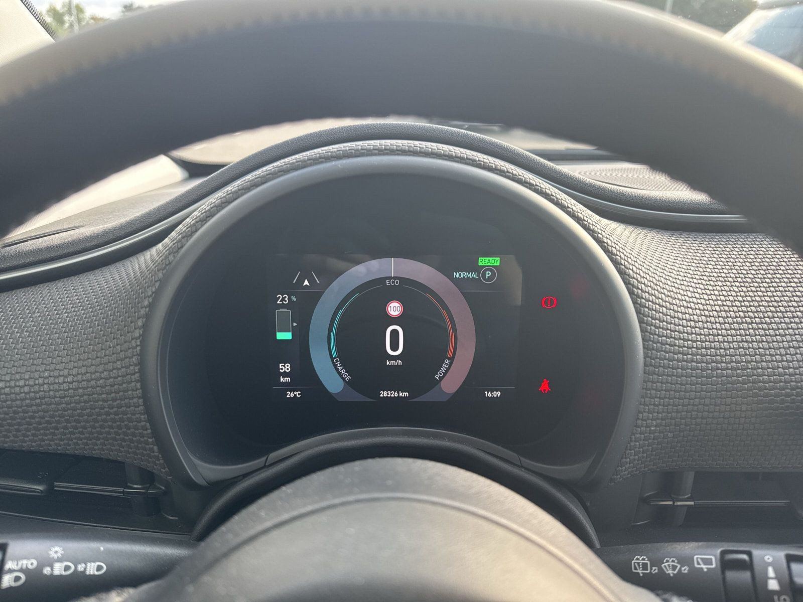 500e La Prima by Bocelli 42kWh +KAMERA+PDC+SHZ+