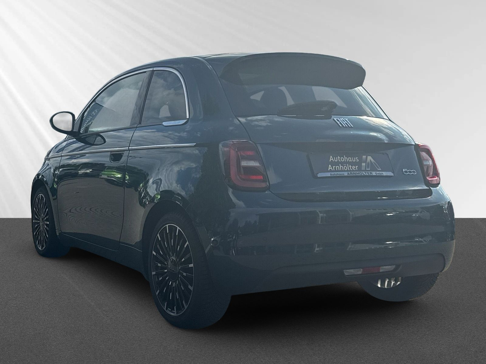 500e La Prima by Bocelli 42kWh +KAMERA+PDC+SHZ+